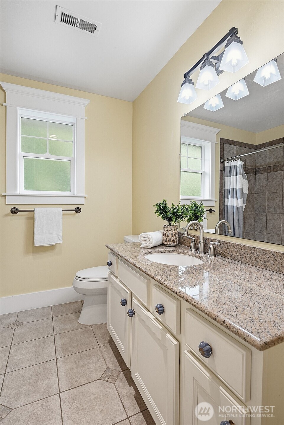 5728 Woodlawn Avenue Property Photo 23