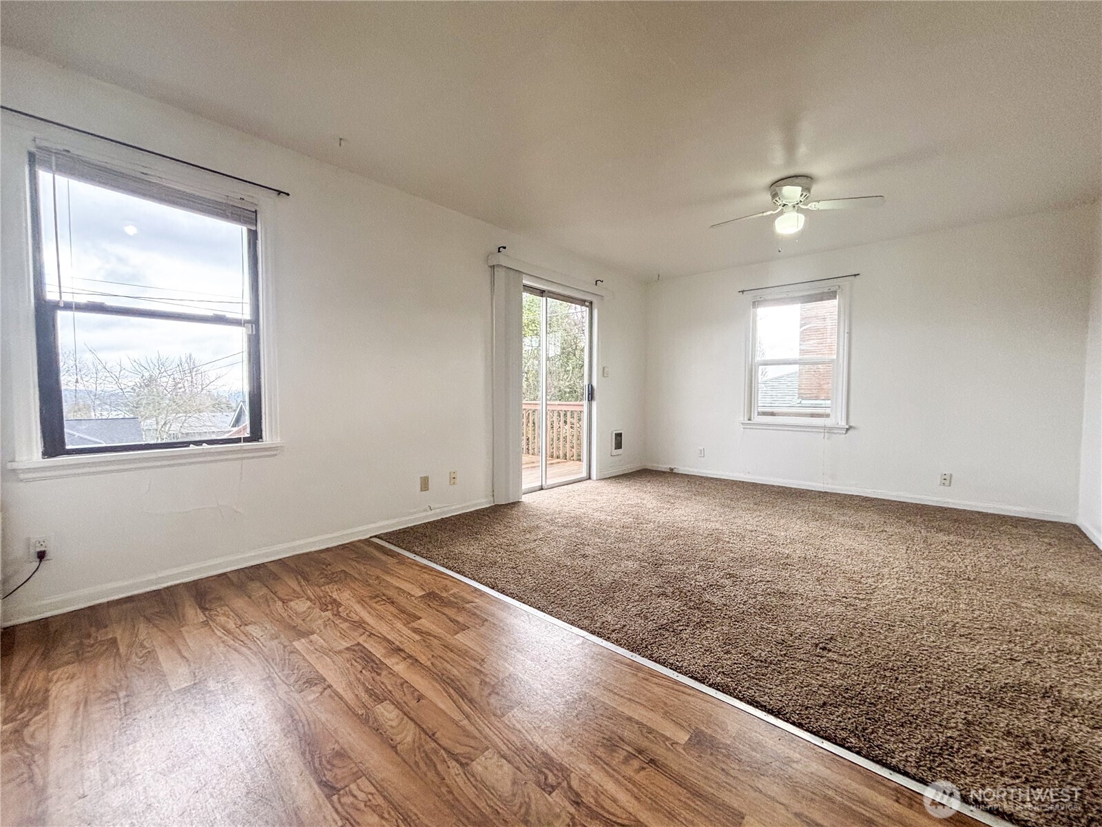 2017 A&b Vandalia Avenue Property Photo 7