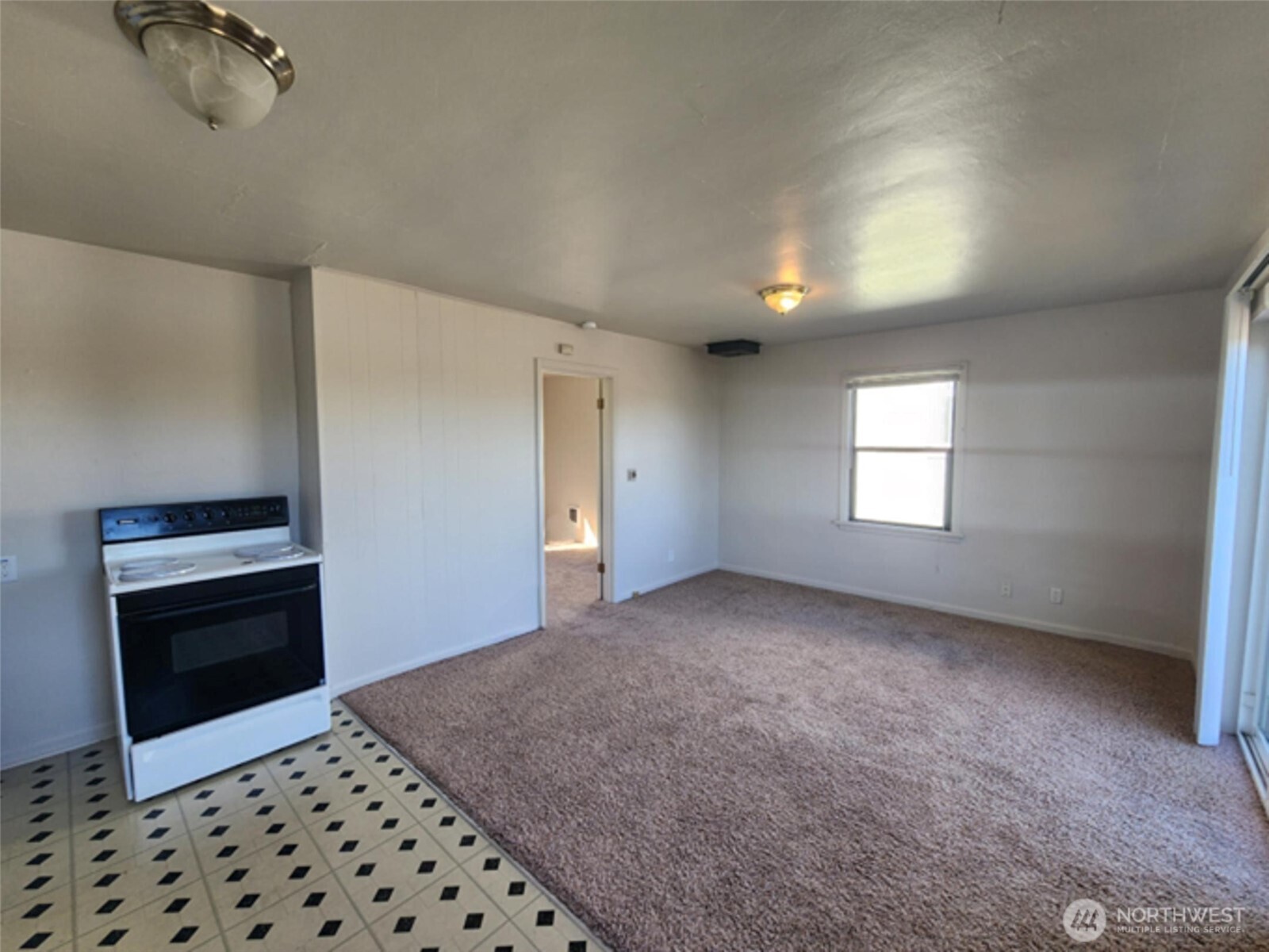 2017 A&b Vandalia Avenue Property Photo 11
