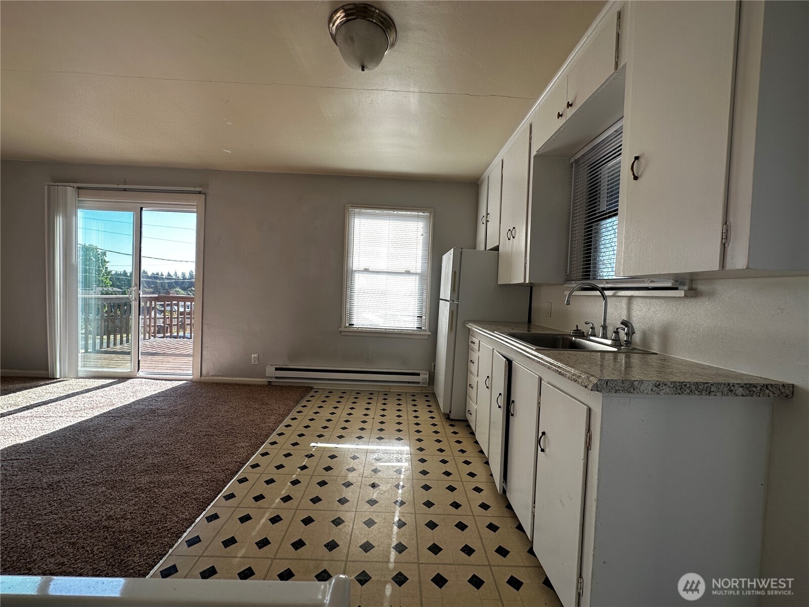 2017 A&b Vandalia Avenue Property Photo 13