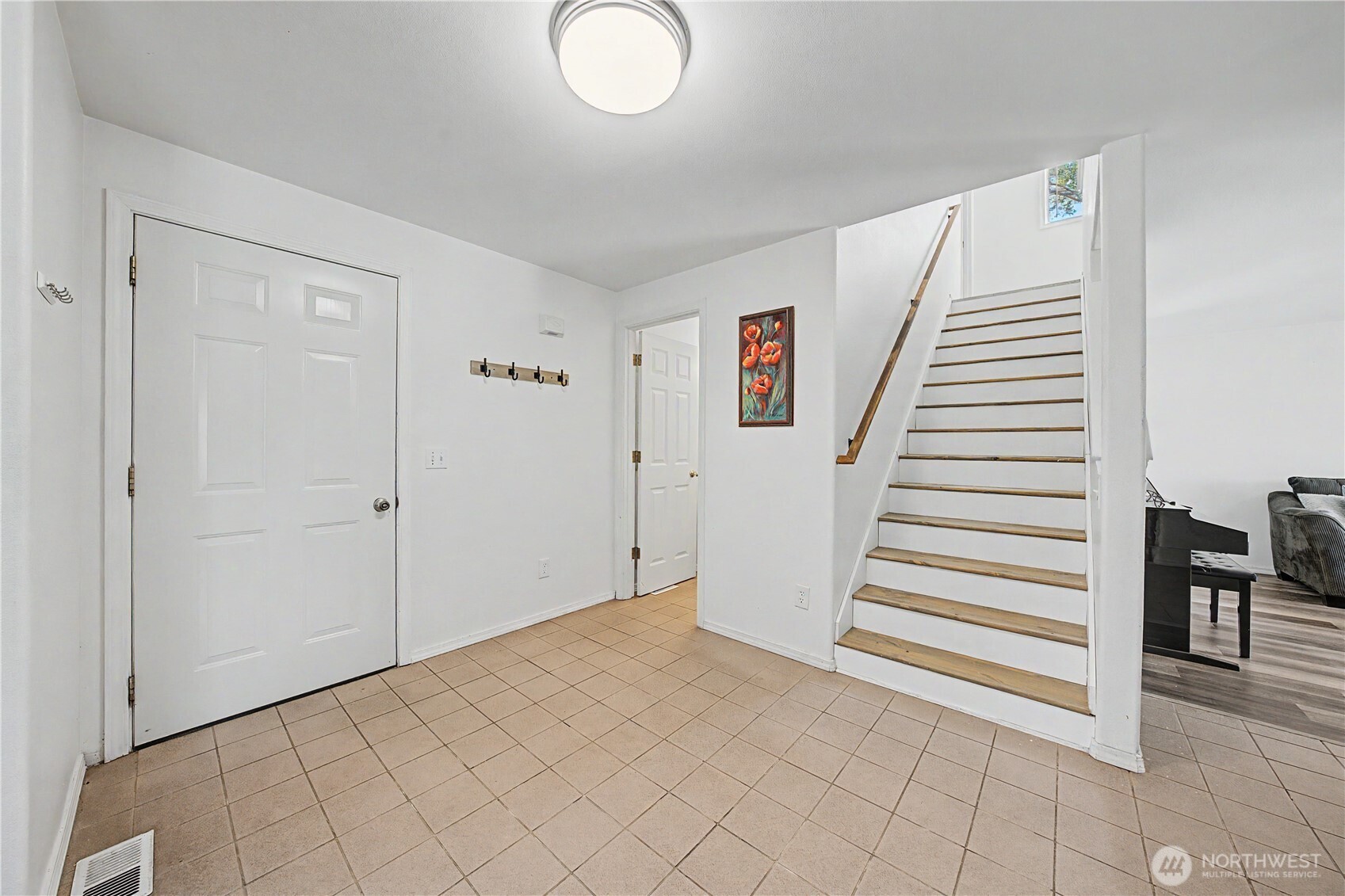 7670 Ne Rd 4.8 8ne Property Photo 3
