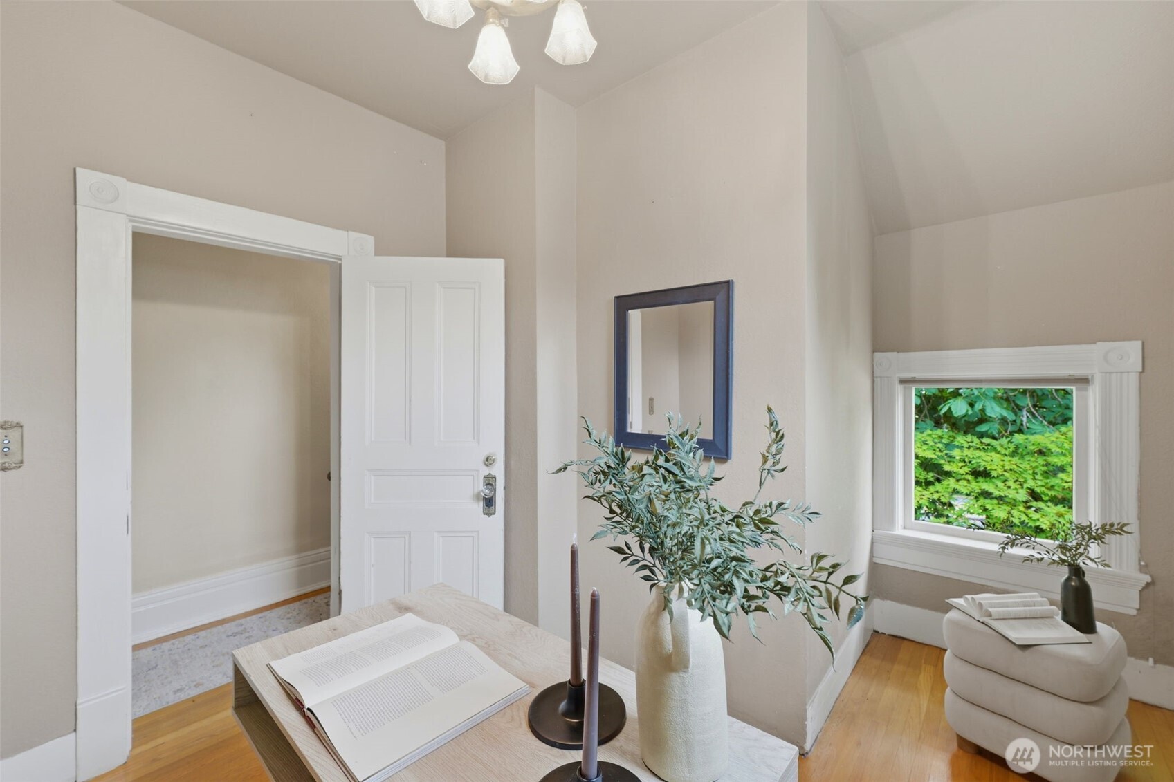 502 N E Street Property Photo 28