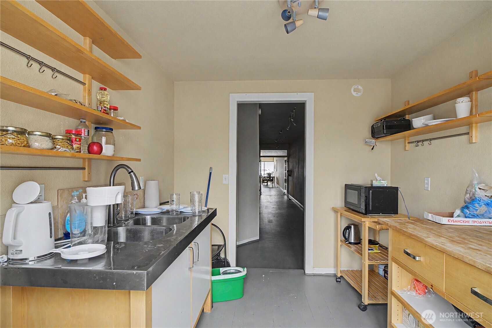 330 E Main Avenue Property Photo 22