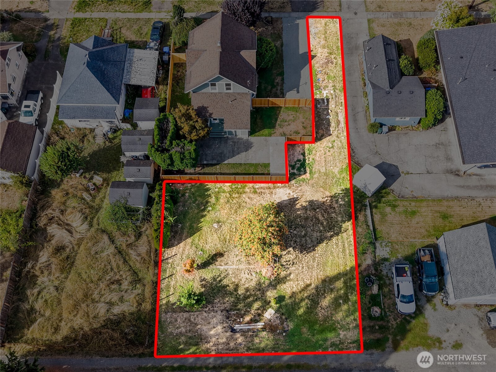 1120 Thompson Street Property Photo 1