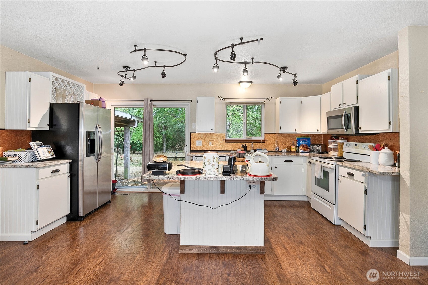 16631 Case Road Property Photo 13