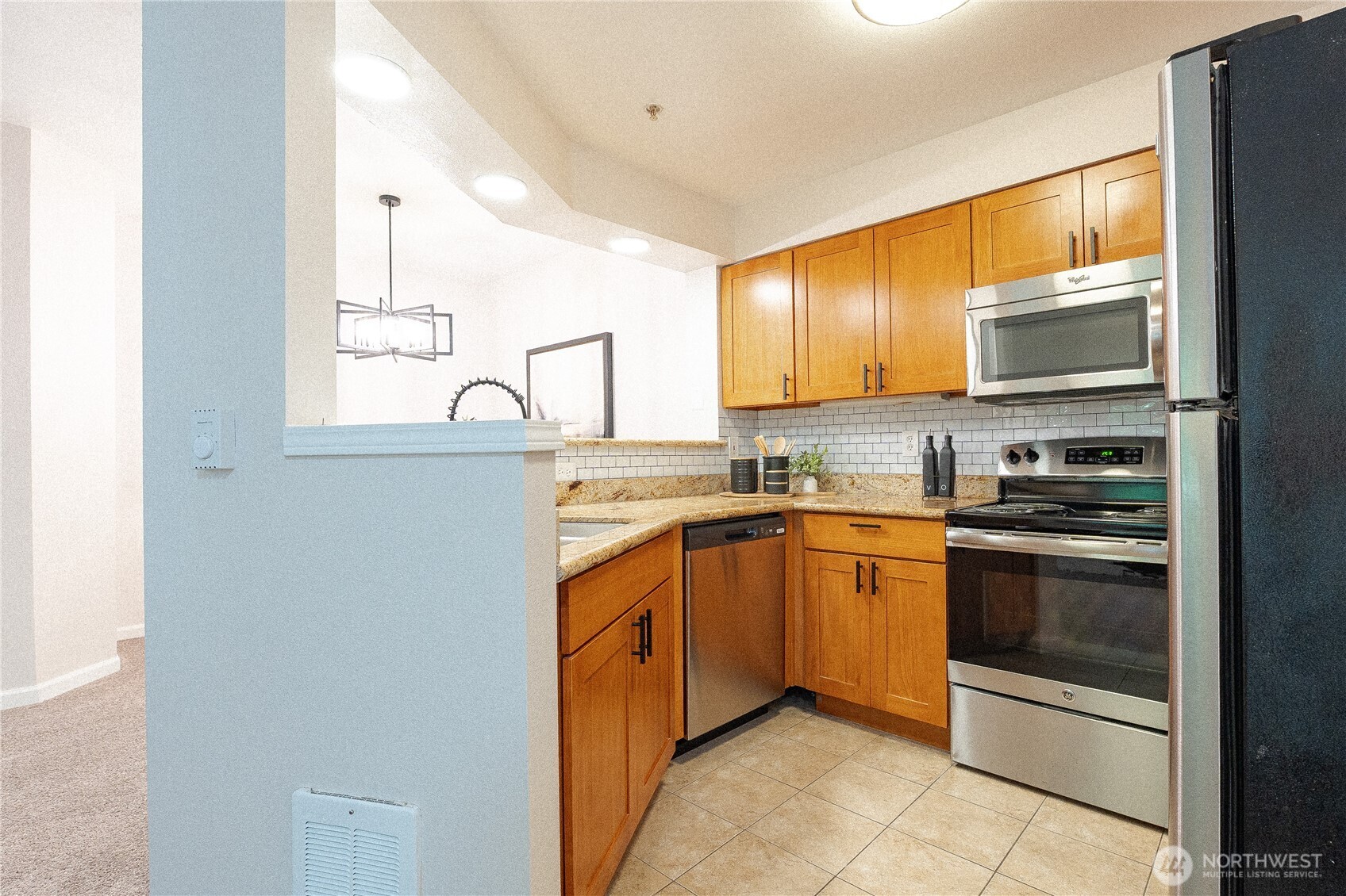 15300 112th Avenue B108 Property Photo 5