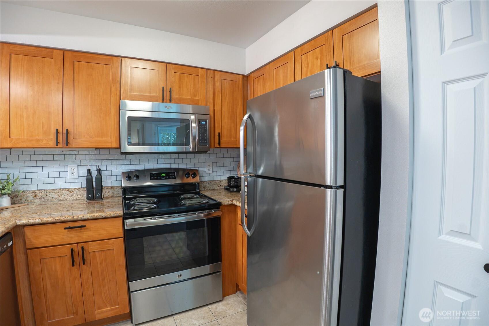 15300 112th Avenue B108 Property Photo 8