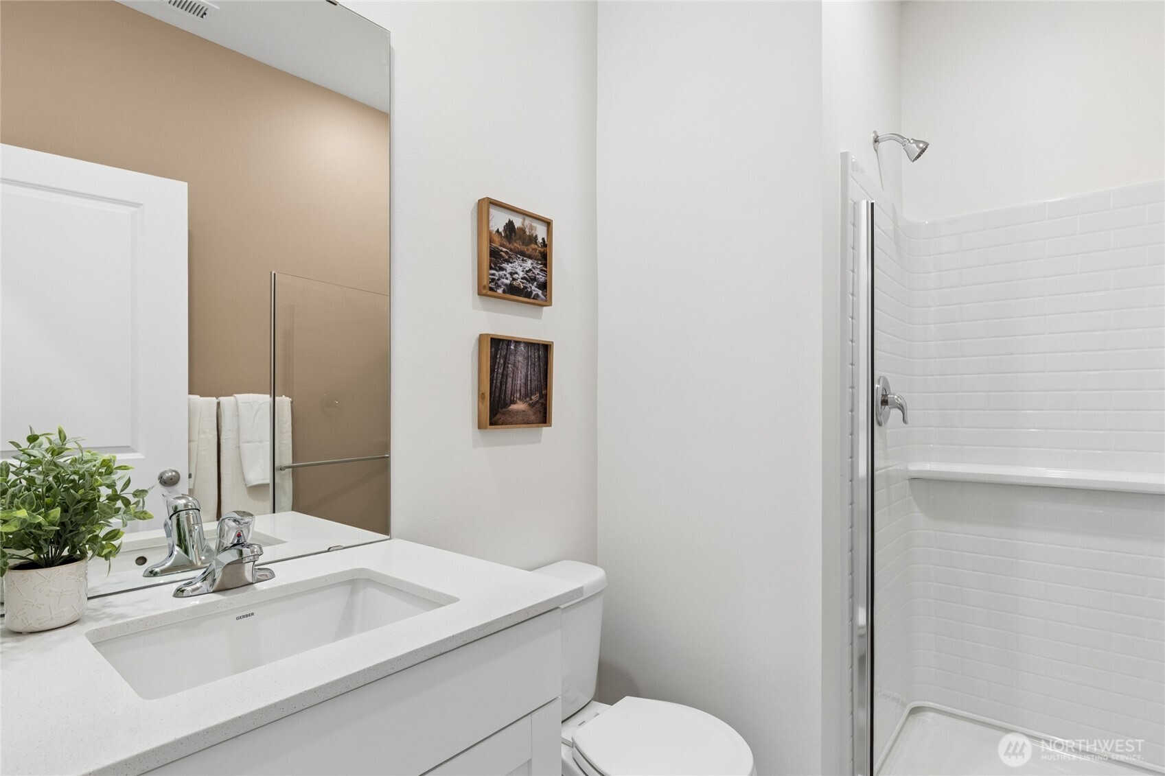 5324 S 328th Street 17 Property Photo 3