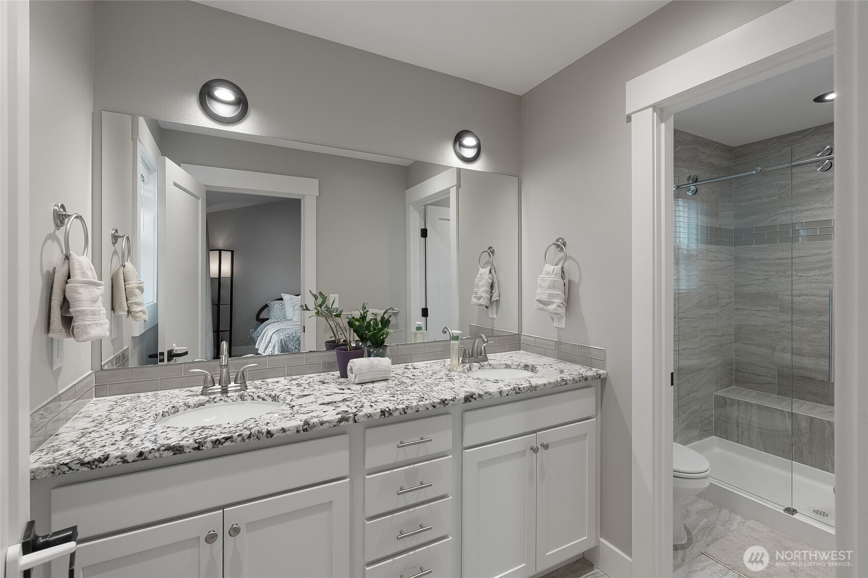 5958 Monument Drive Property Photo 13