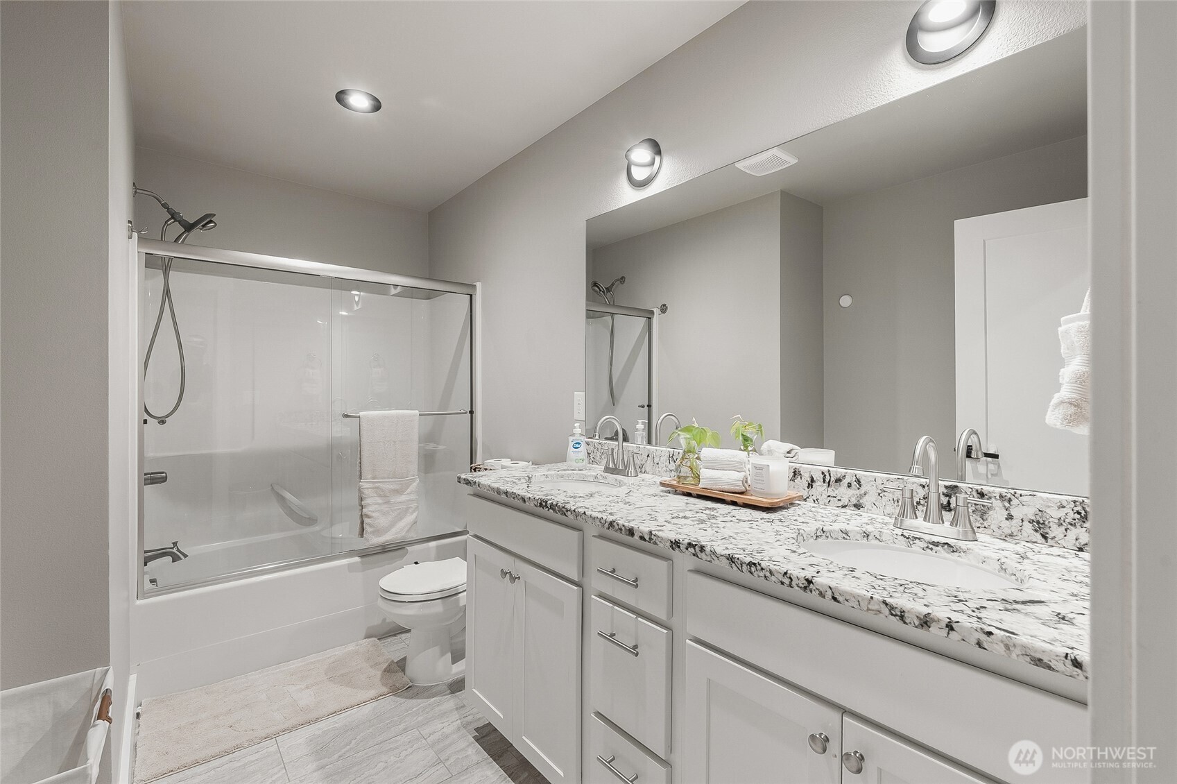 5958 Monument Drive Property Photo 15