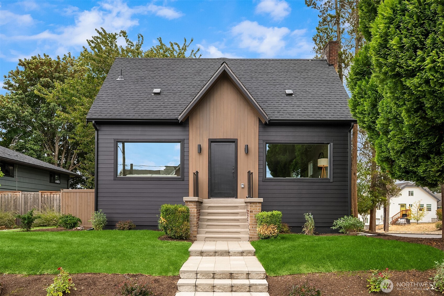 150 24th Avenue Property Photo 2
