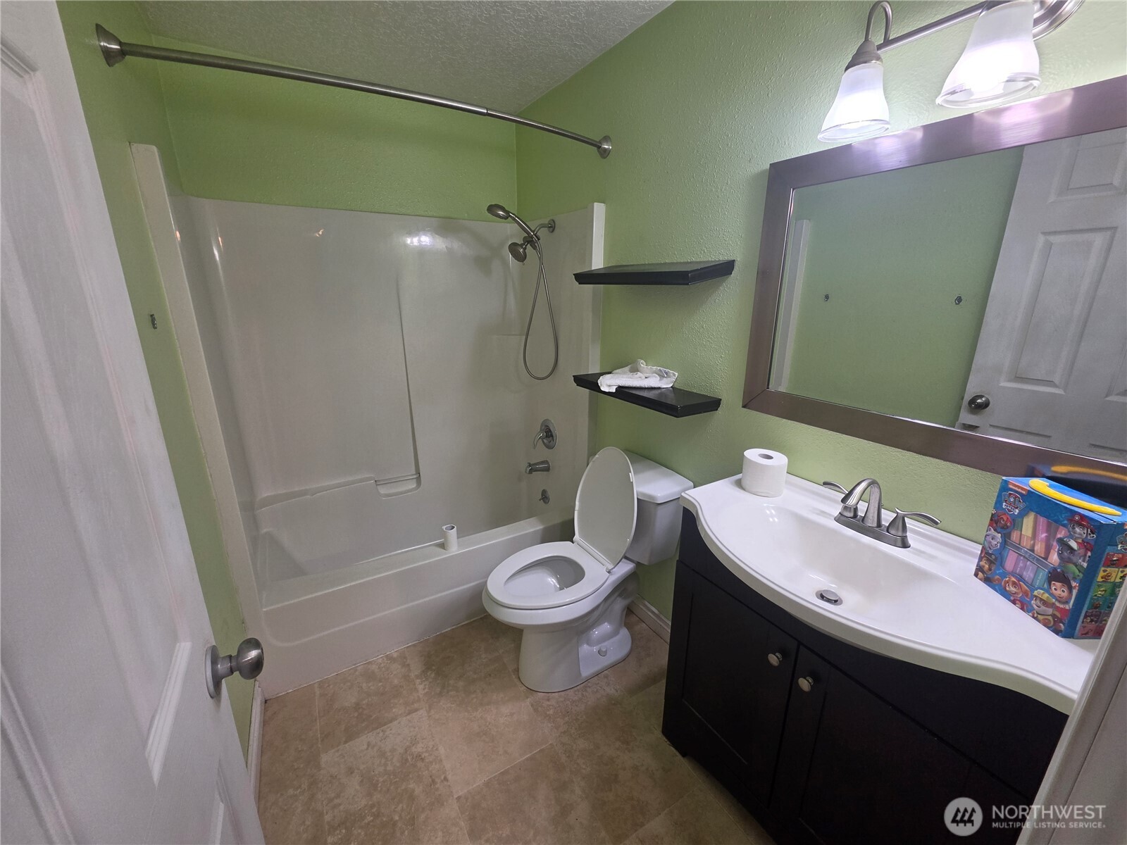 15503 Ne 76th Street Property Photo 4
