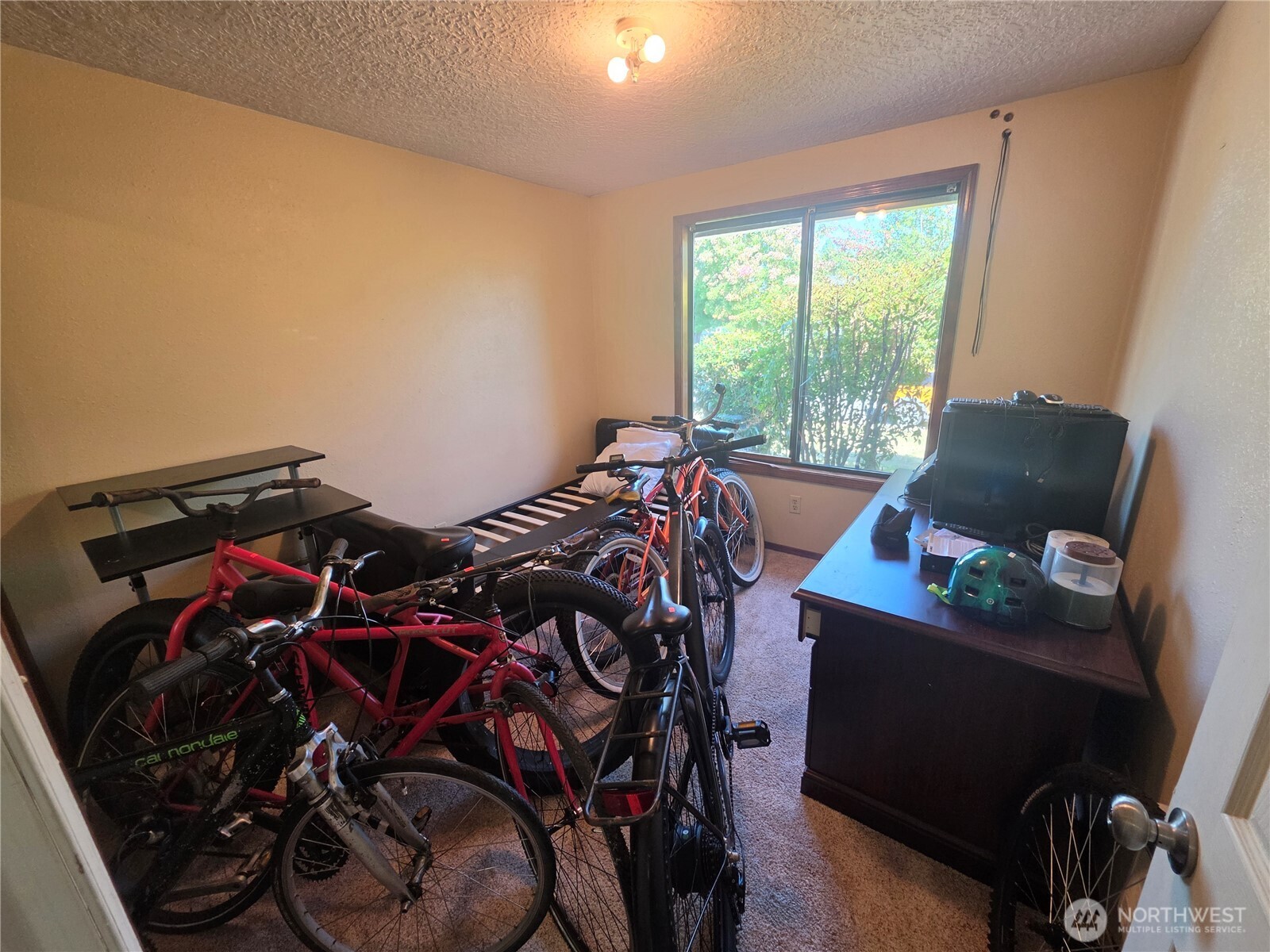 15503 Ne 76th Street Property Photo 7