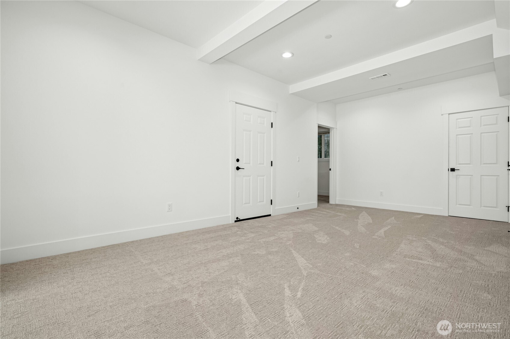 634 + 636 Eleventh Avenue Property Photo 35