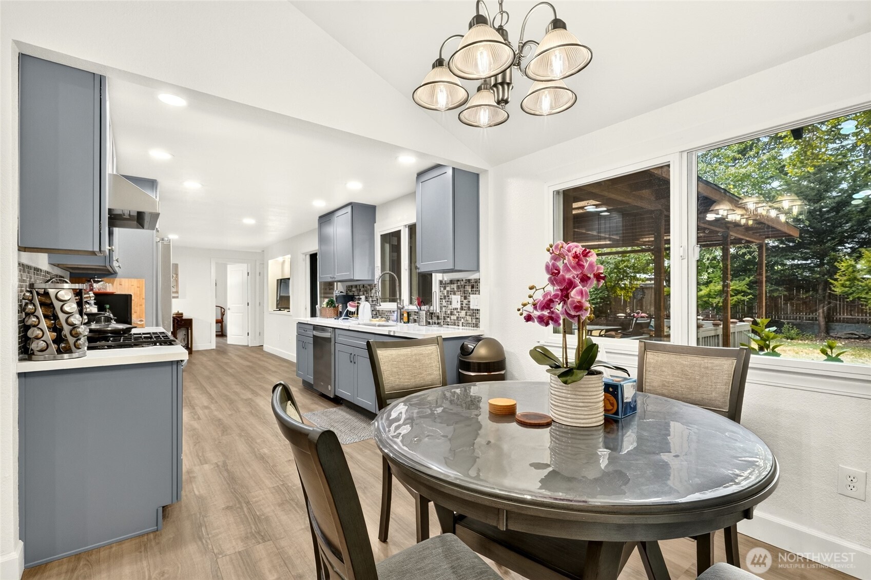 11527 113th Place Property Photo 3