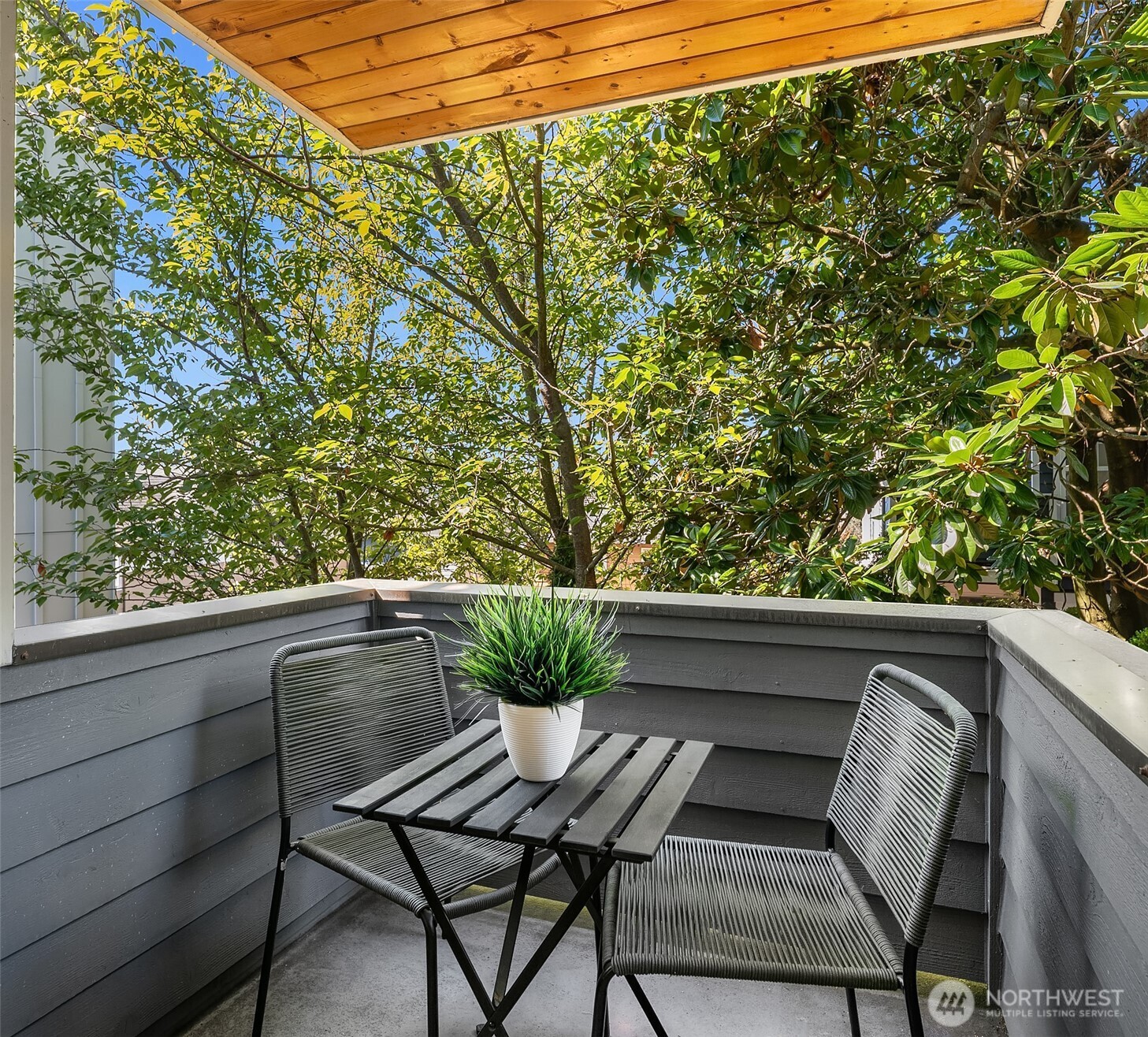 3829 Ashworth Avenue B Property Photo 17