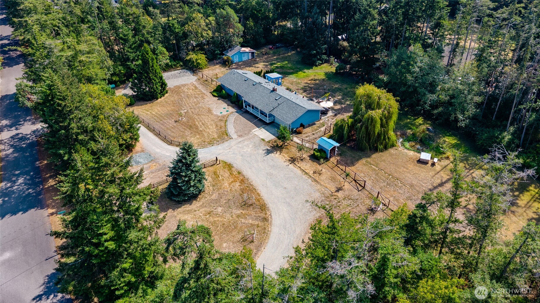 1866 Wellington Drive Property Photo 1
