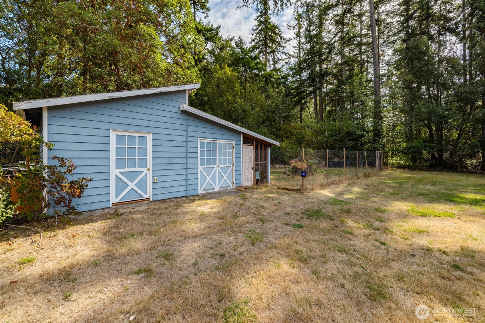 1866 Wellington Drive Property Photo 32