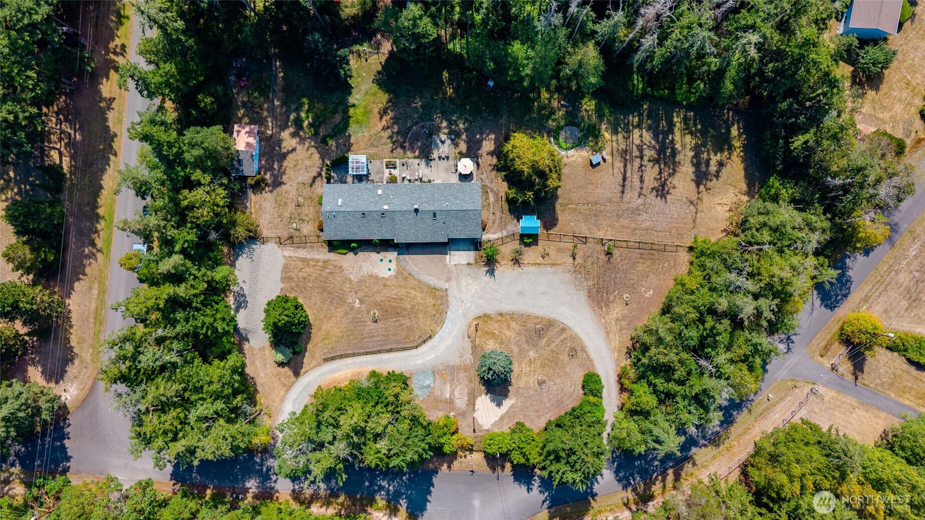 1866 Wellington Drive Property Photo 40