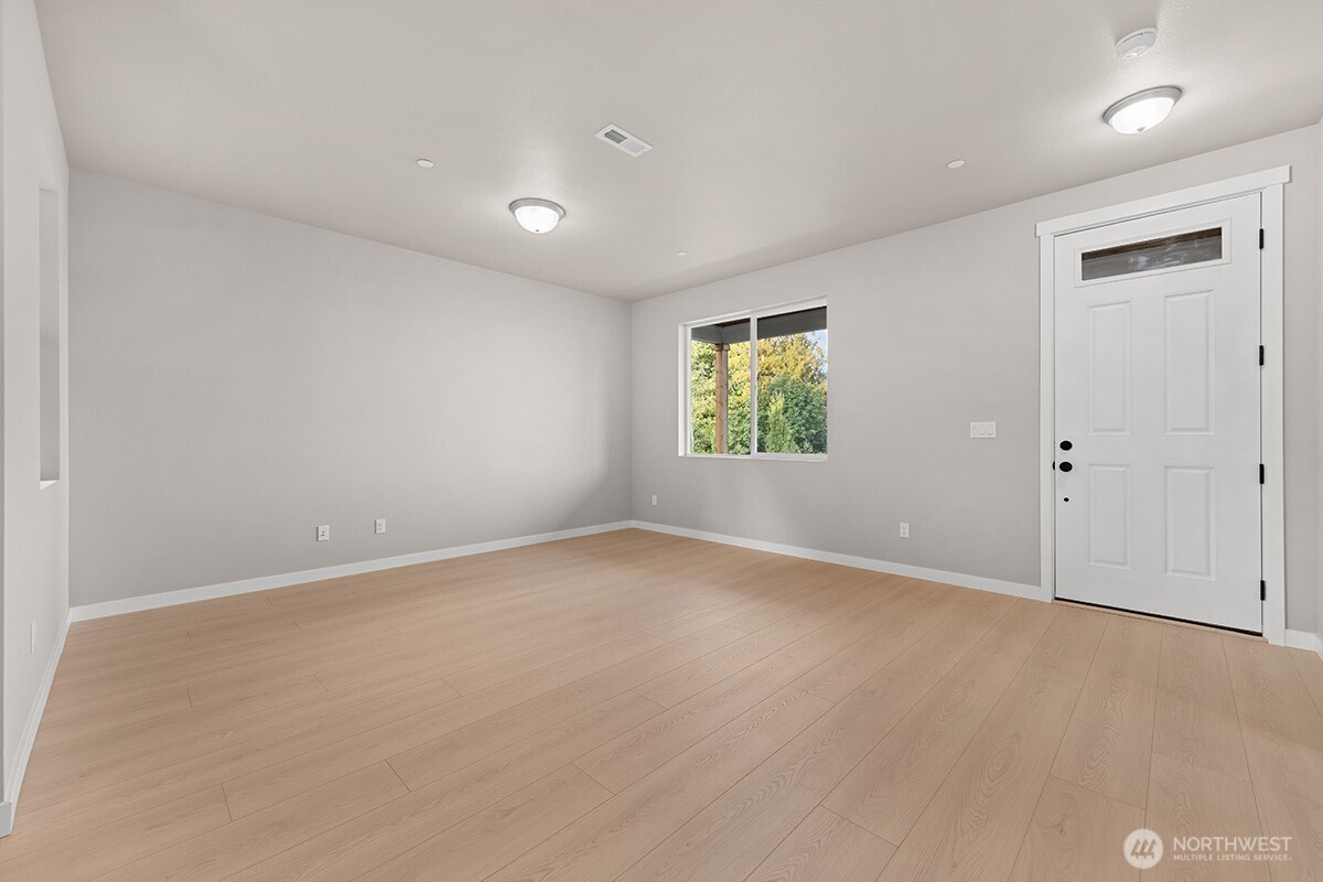 4806 83rd Avenue Property Photo 10