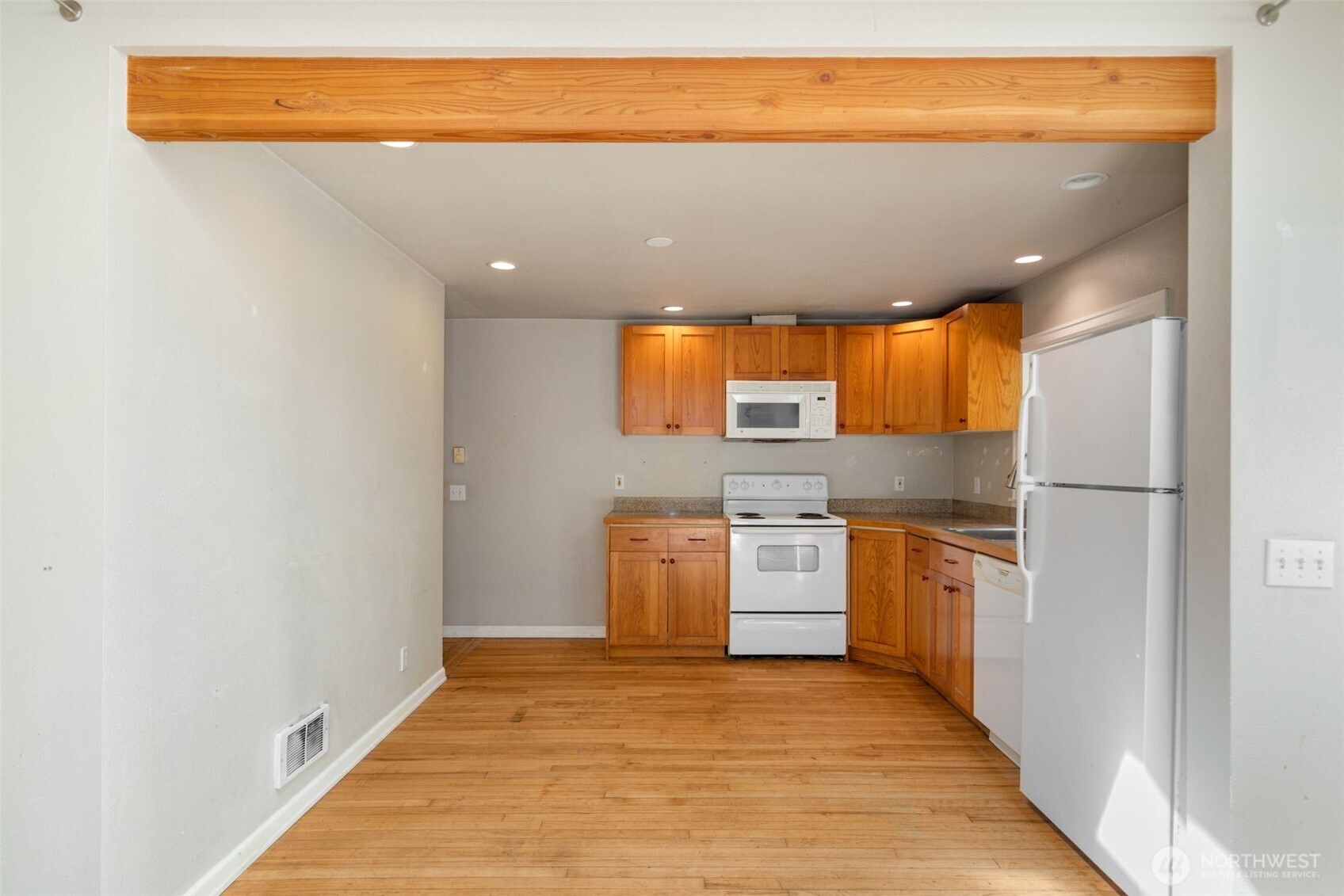 18833 Ne 143rd Street Property Photo 7