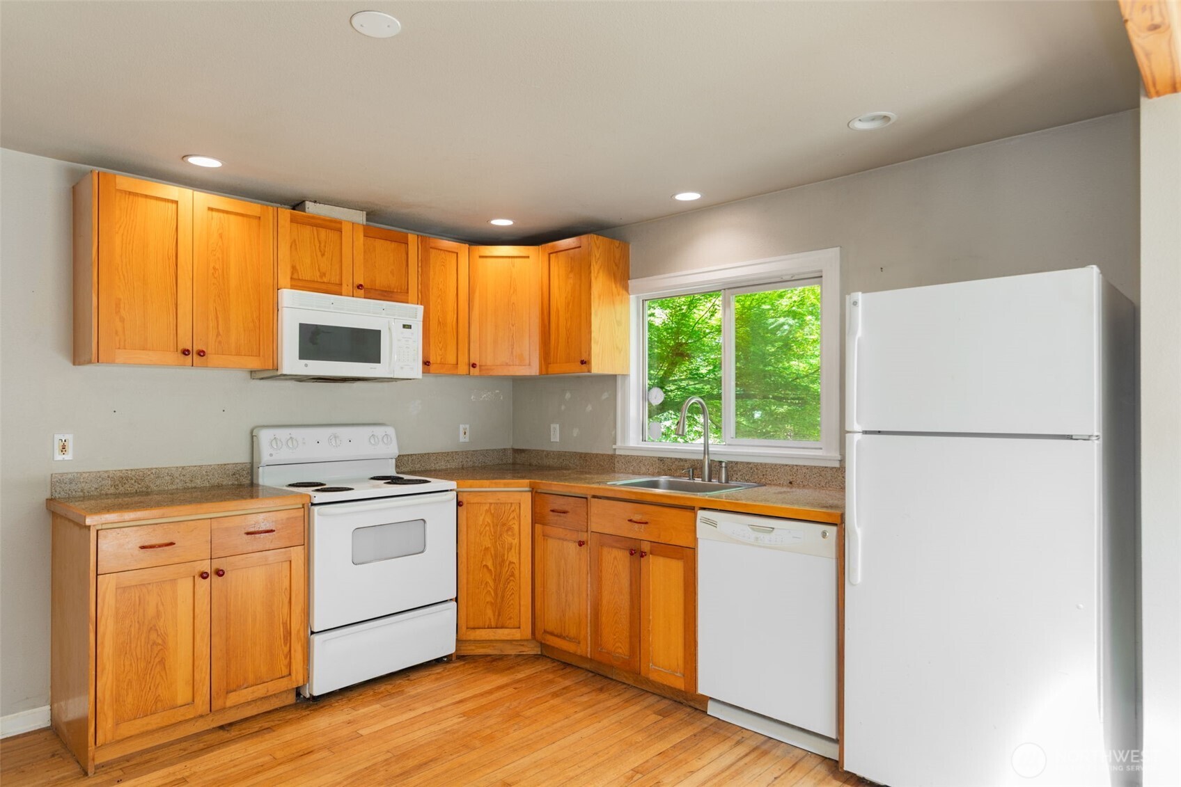 18833 Ne 143rd Street Property Photo 14