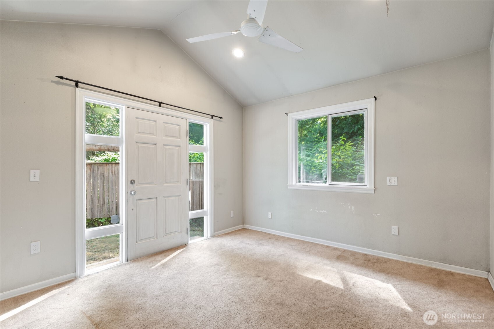 18833 Ne 143rd Street Property Photo 26