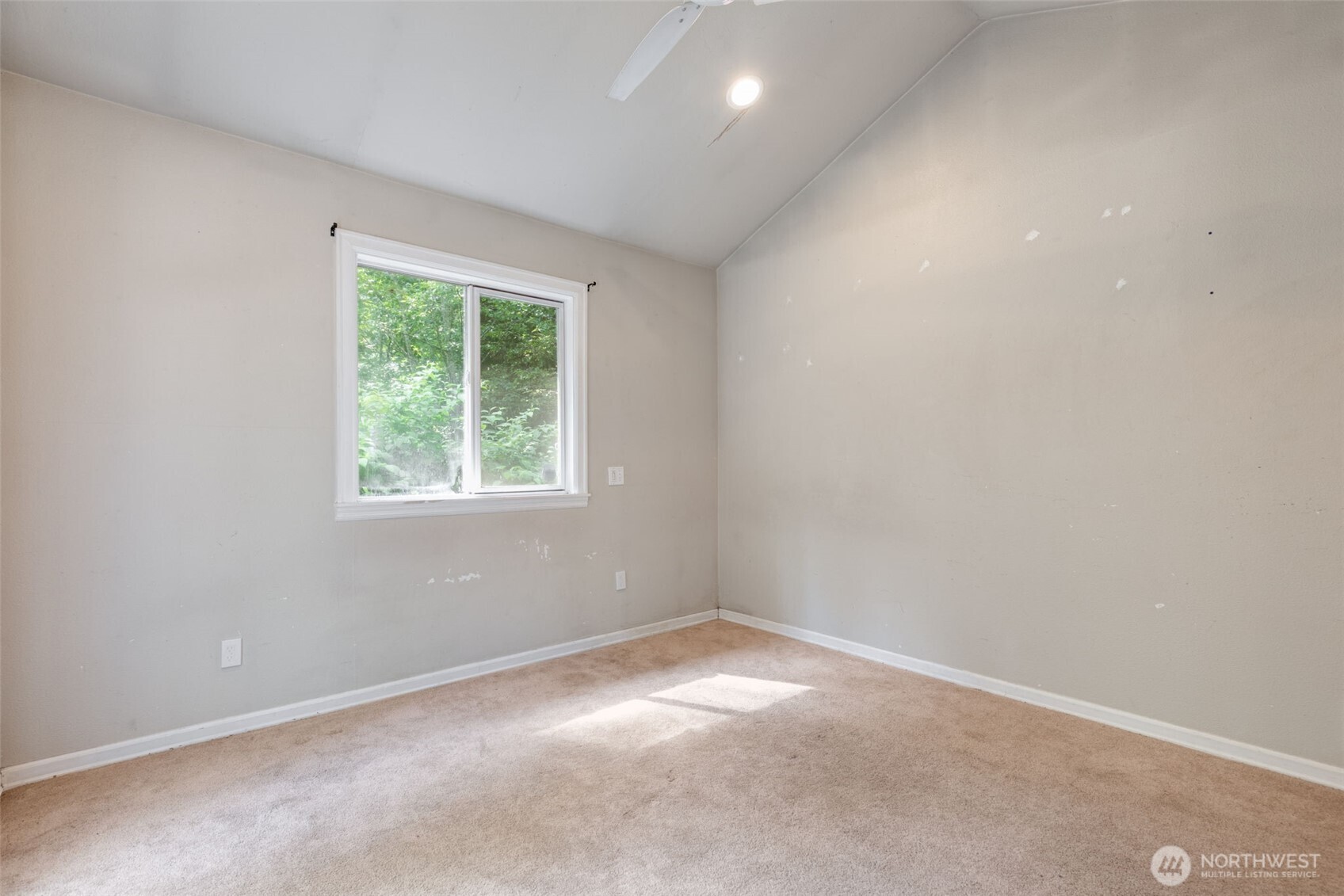 18833 Ne 143rd Street Property Photo 28