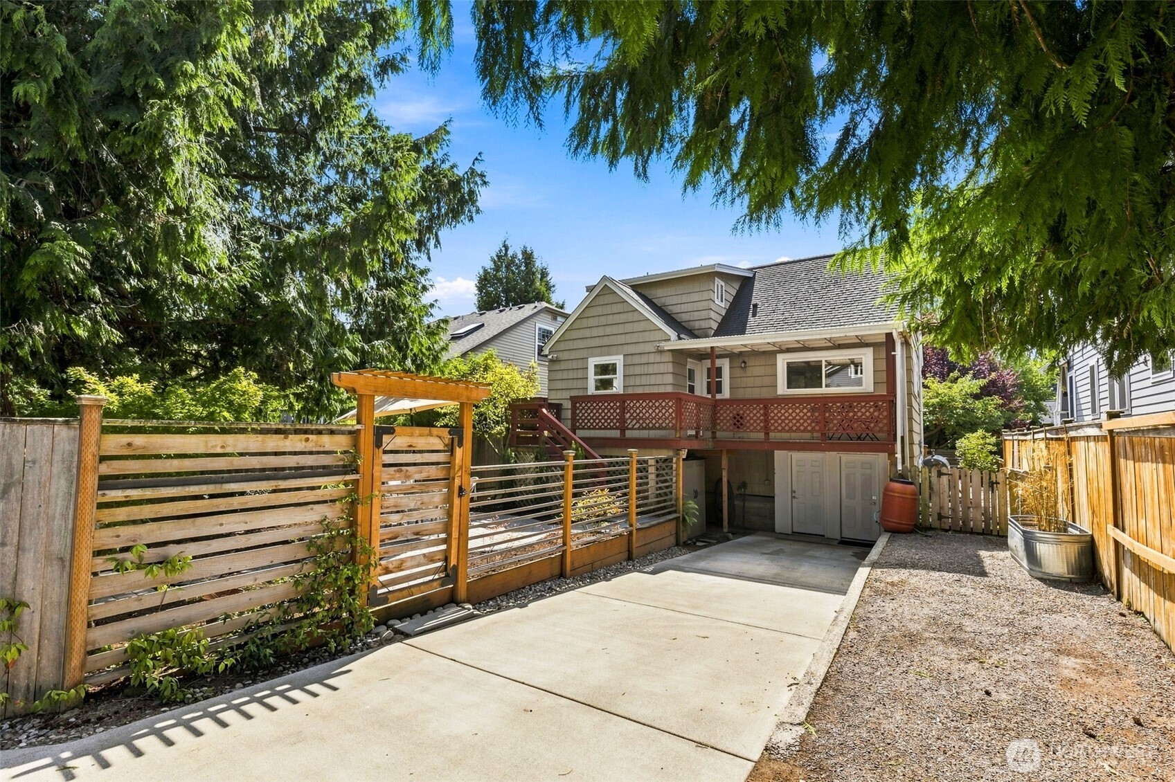 1116 N 76th Street Property Photo 3