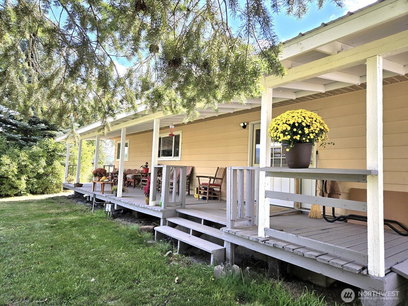 1723 W Blue Creek Road Property Photo 7