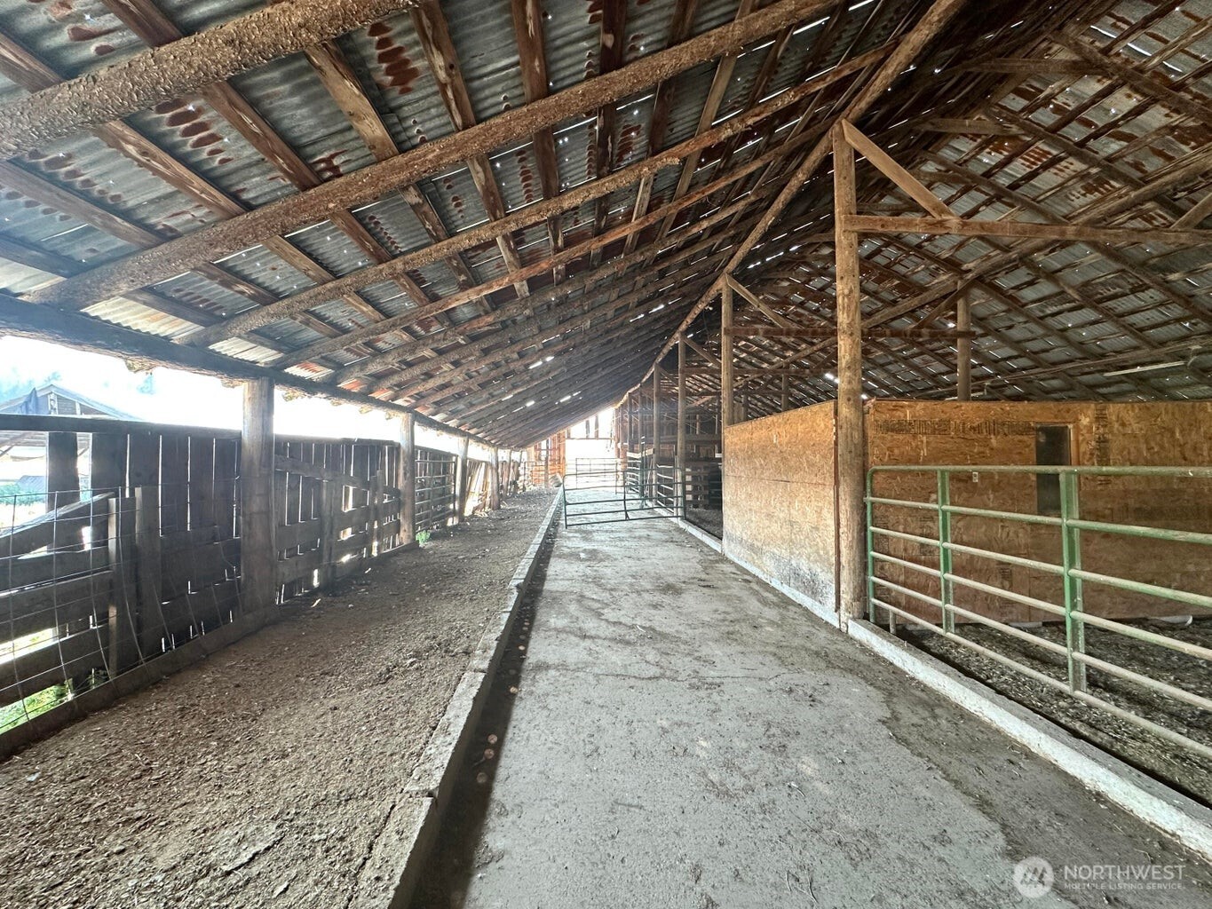 1723 W Blue Creek Road Property Photo 29