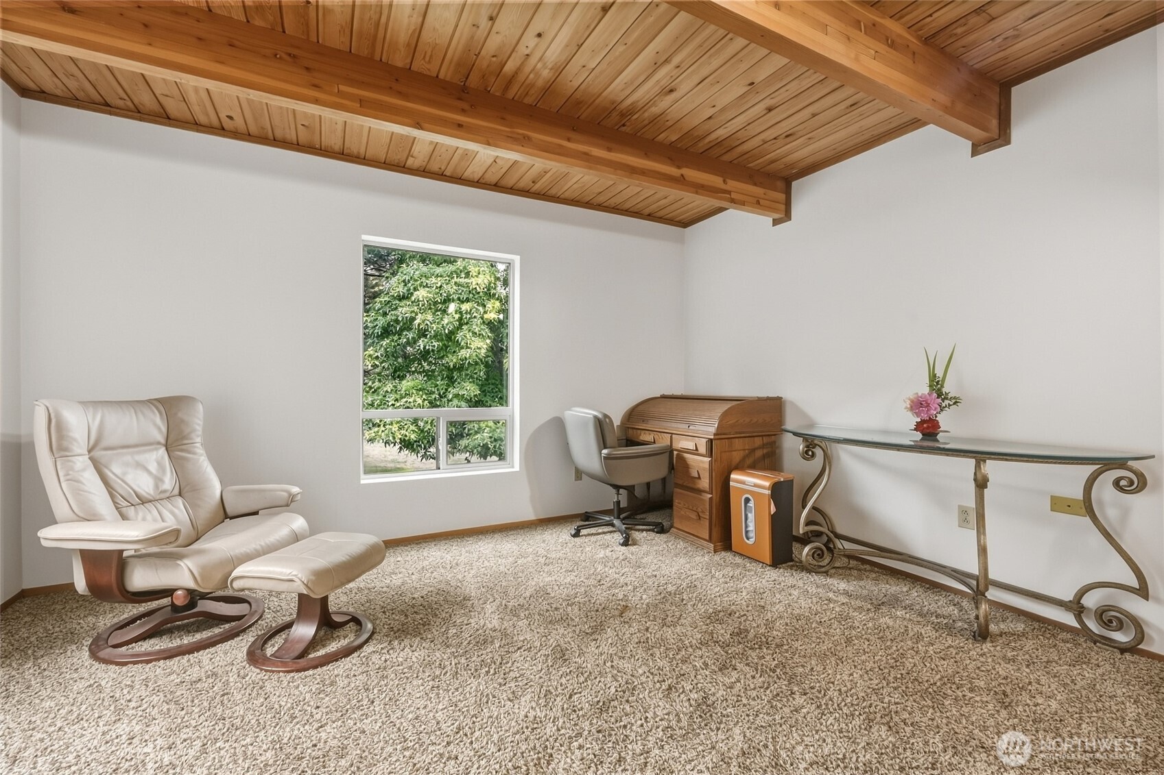 605 Shine Road Property Photo 11