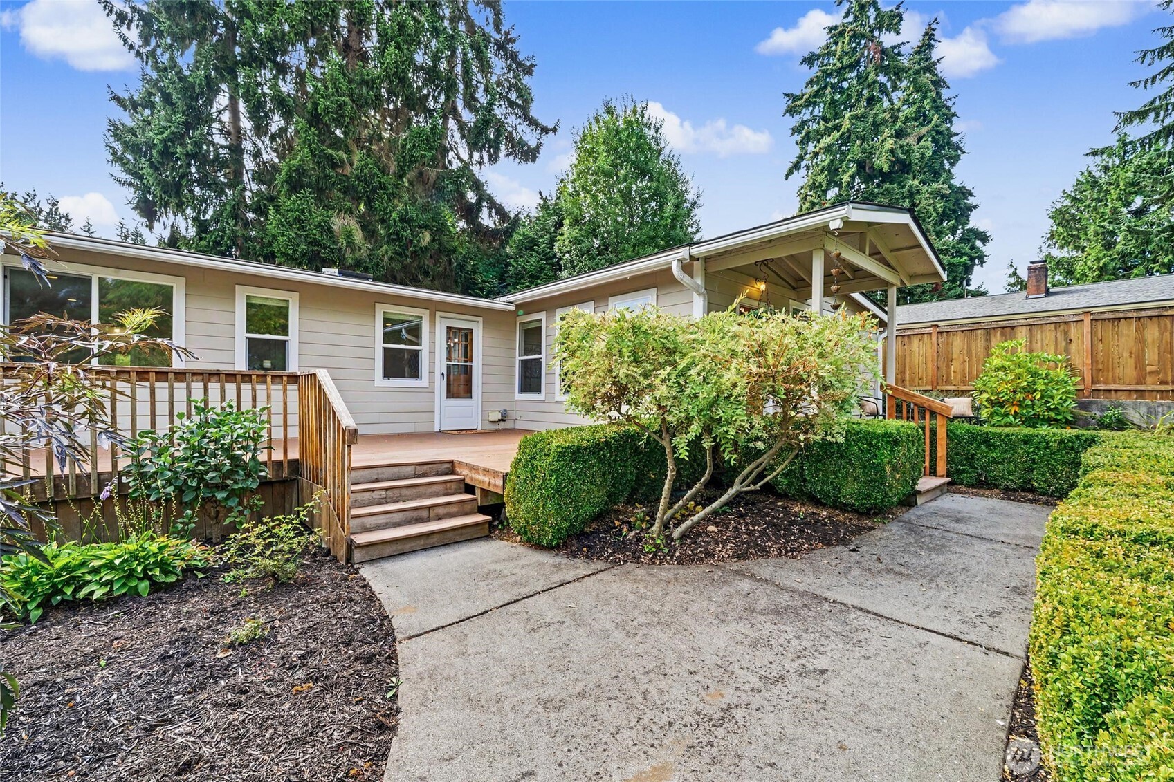18043 Ashworth Avenue Property Photo 6