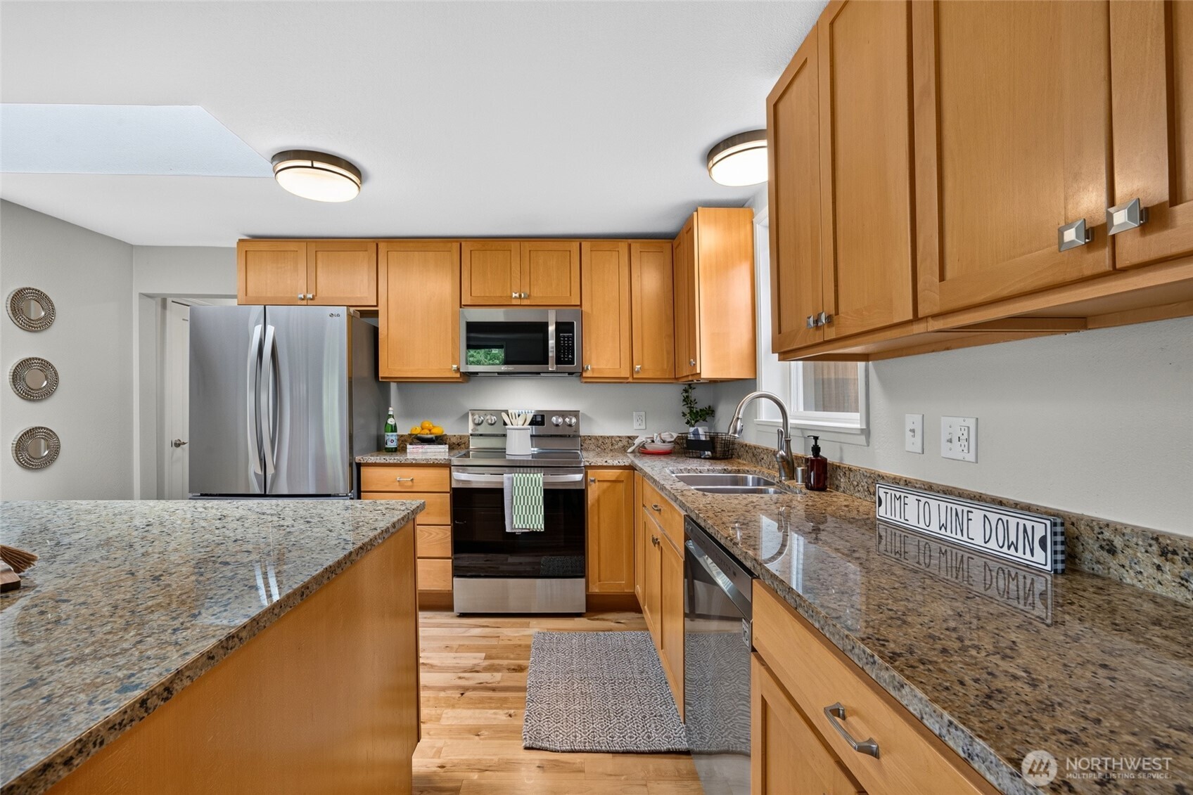 18043 Ashworth Avenue Property Photo 15