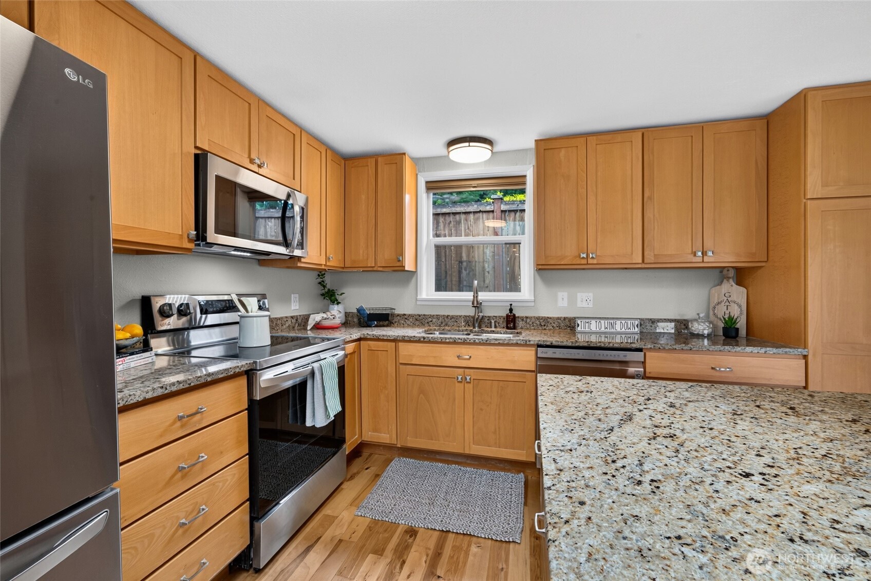 18043 Ashworth Avenue Property Photo 16