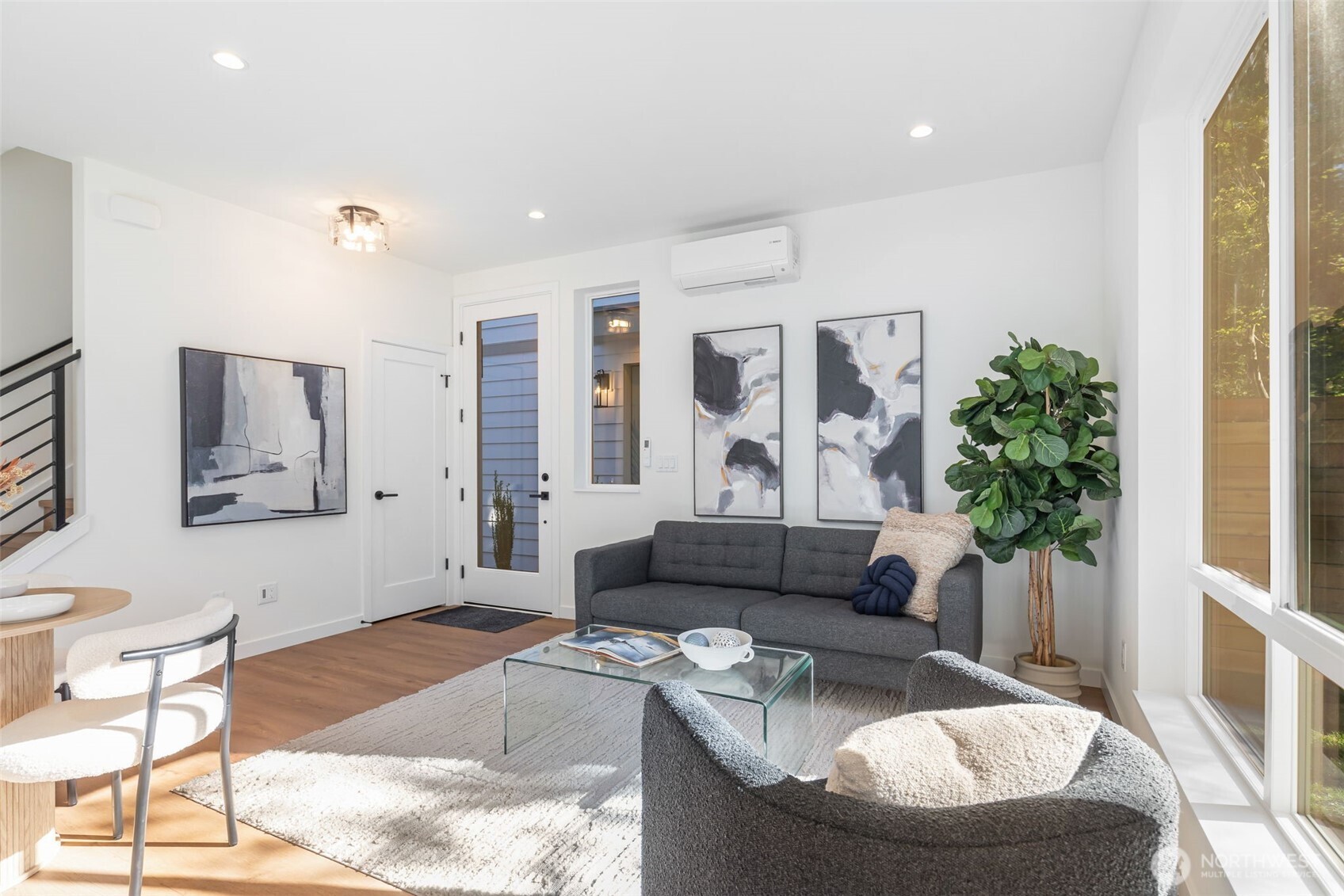 127 N 136th Street Property Photo 7
