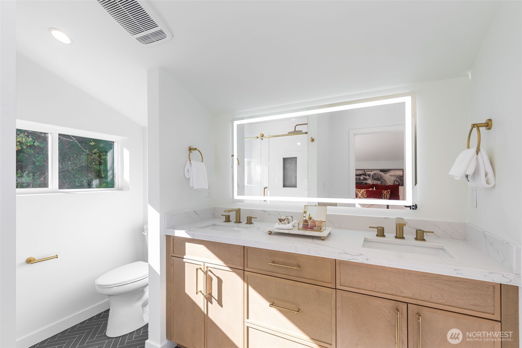 127 N 136th Street Property Photo 33