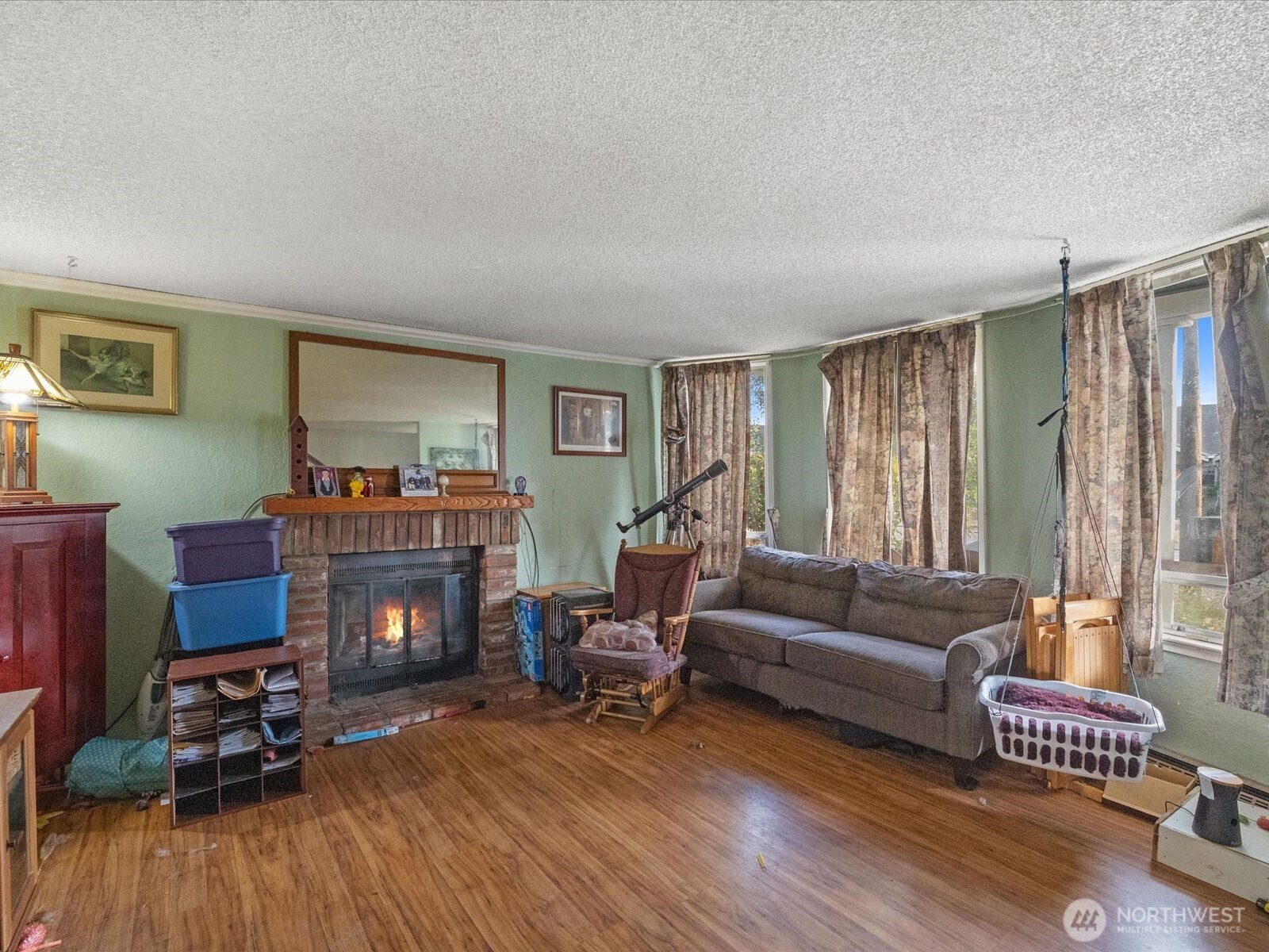 2407 Everett Avenue Property Photo 7