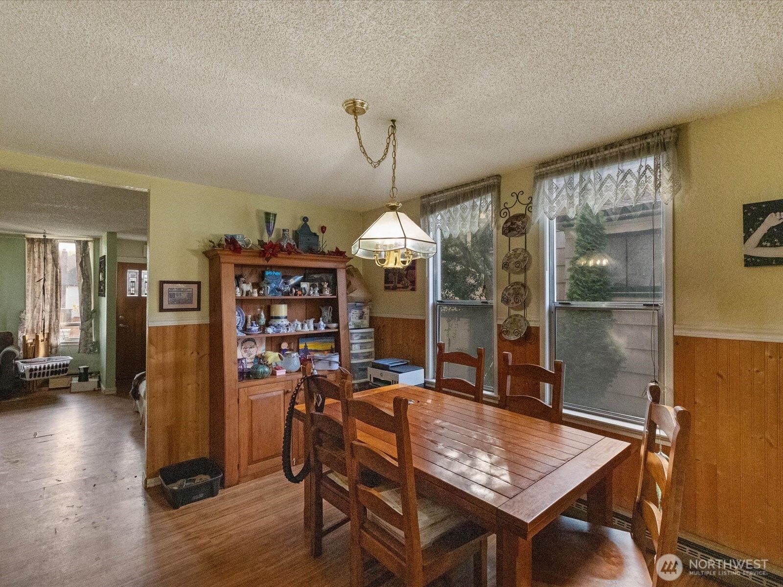 2407 Everett Avenue Property Photo 10
