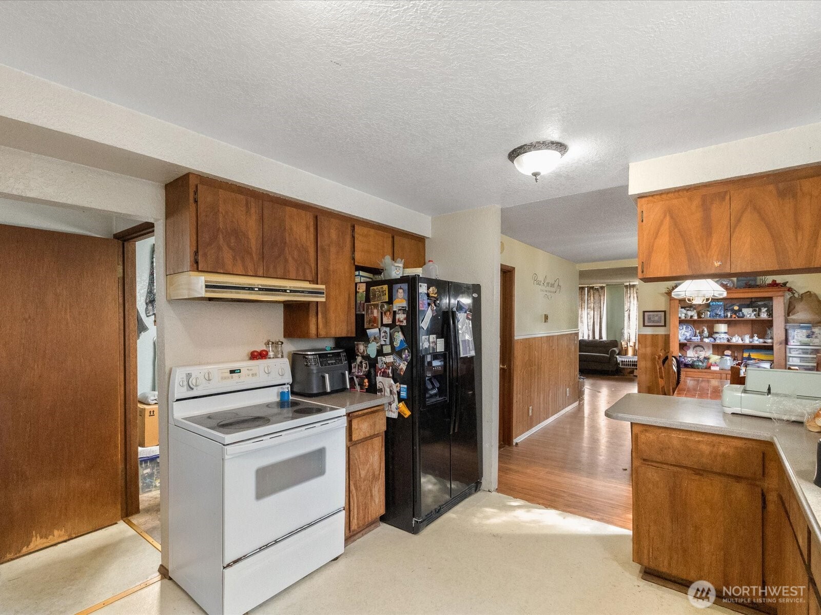 2407 Everett Avenue Property Photo 14