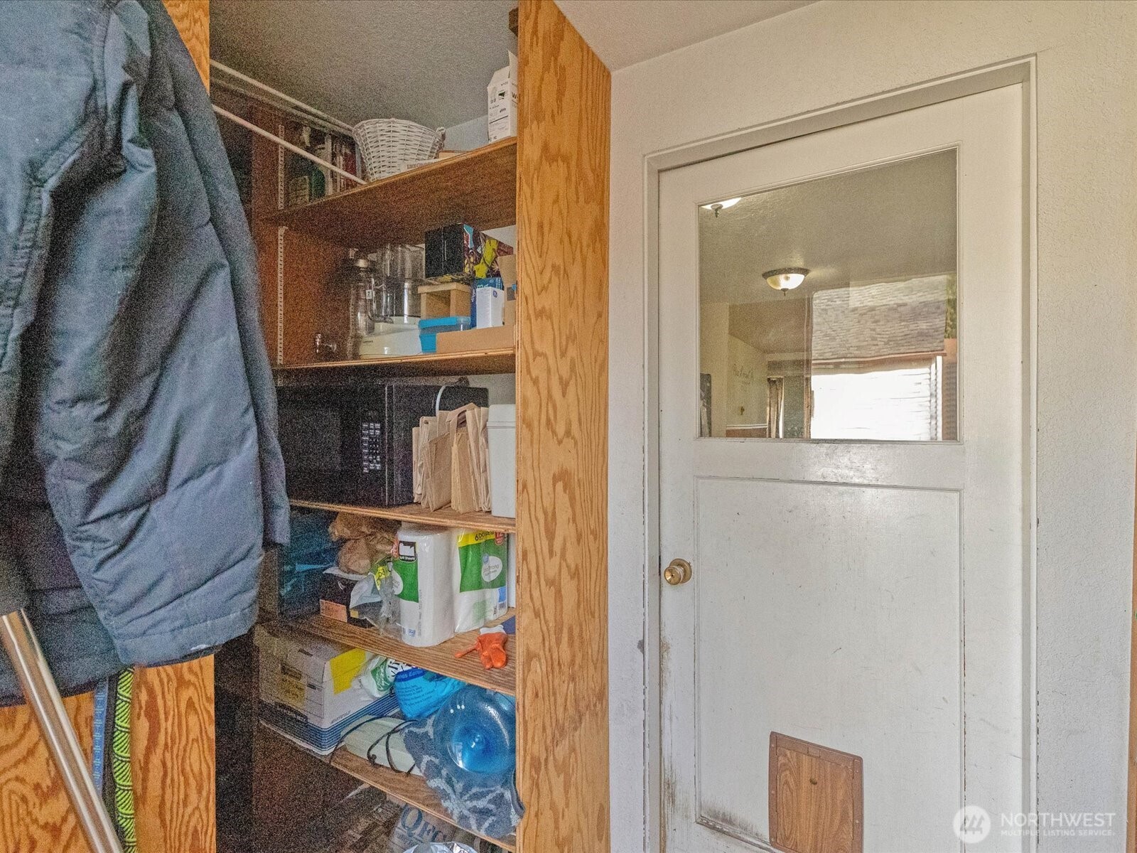 2407 Everett Avenue Property Photo 20