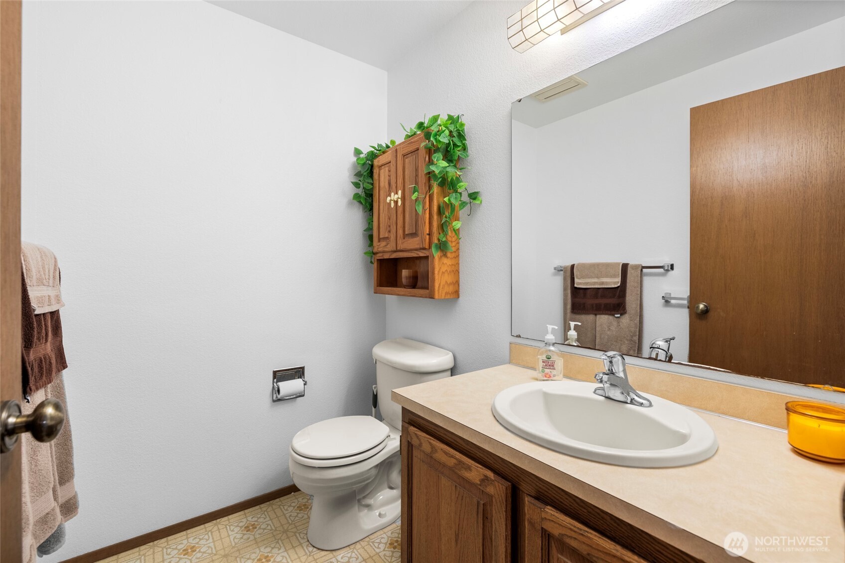 121 N 39th Place Property Photo 15