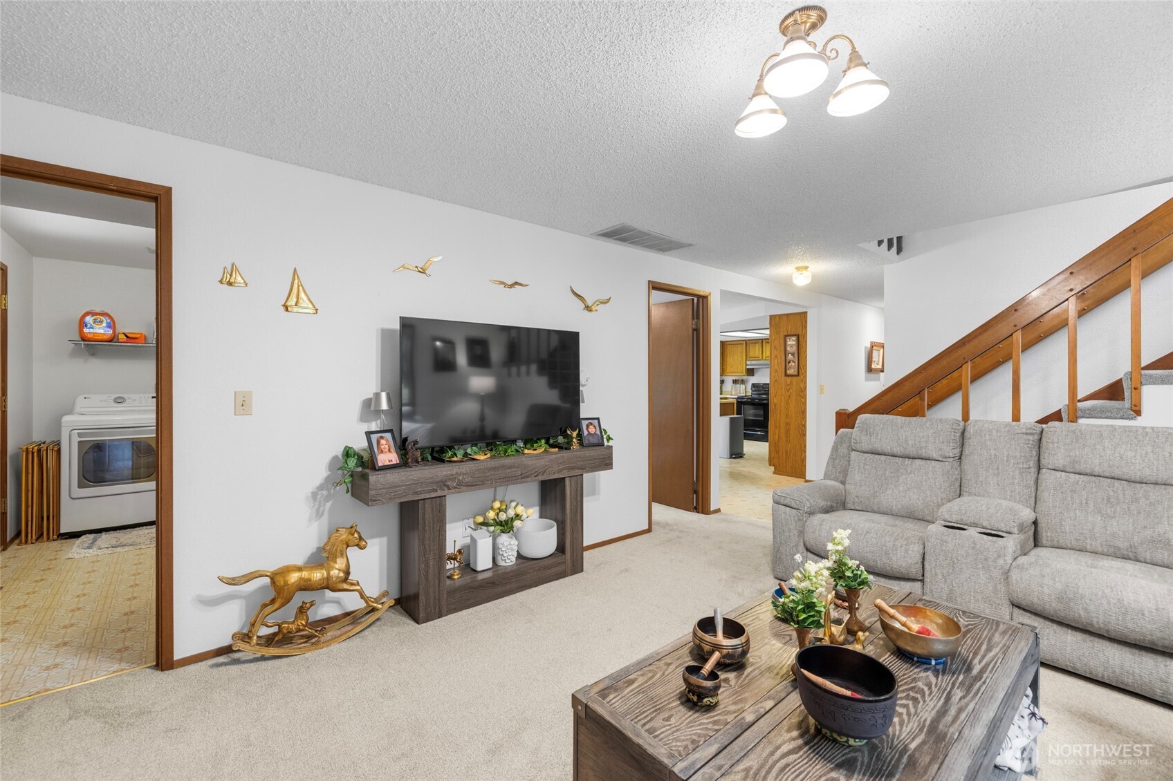 121 N 39th Place Property Photo 17