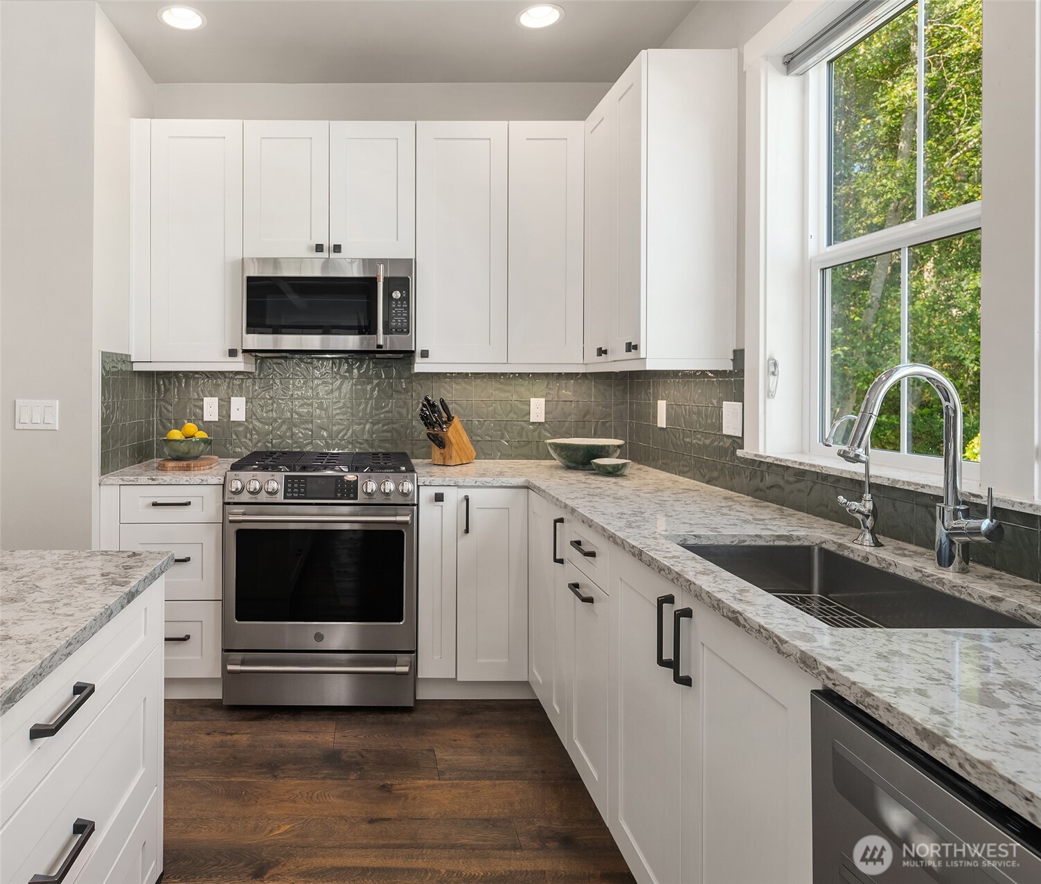 300 Anchor Lane Property Photo 11