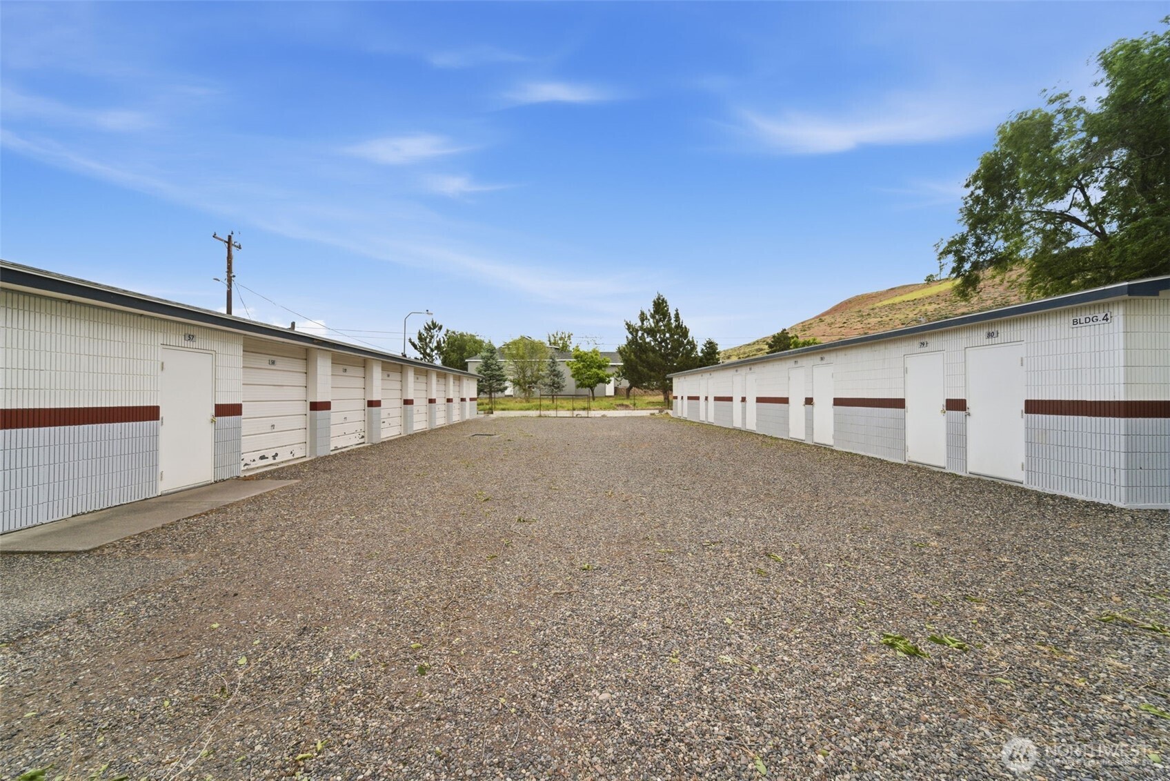 5885 W Van Giesen Street Property Photo 25