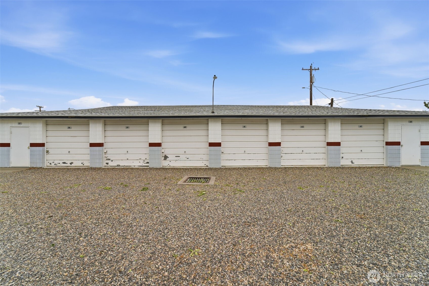 5885 W Van Giesen Street Property Photo 28