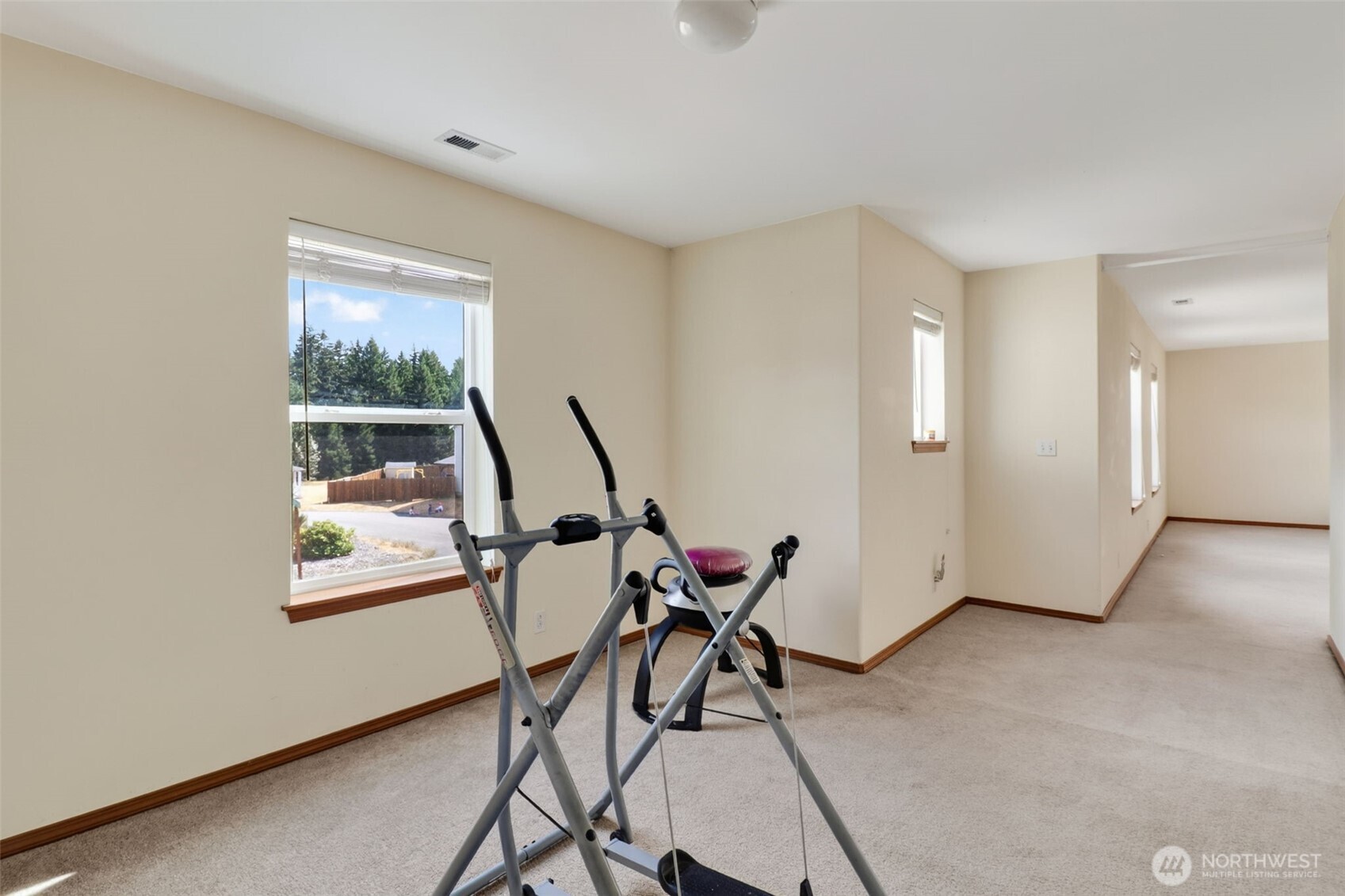 308 Easy Street Property Photo 17