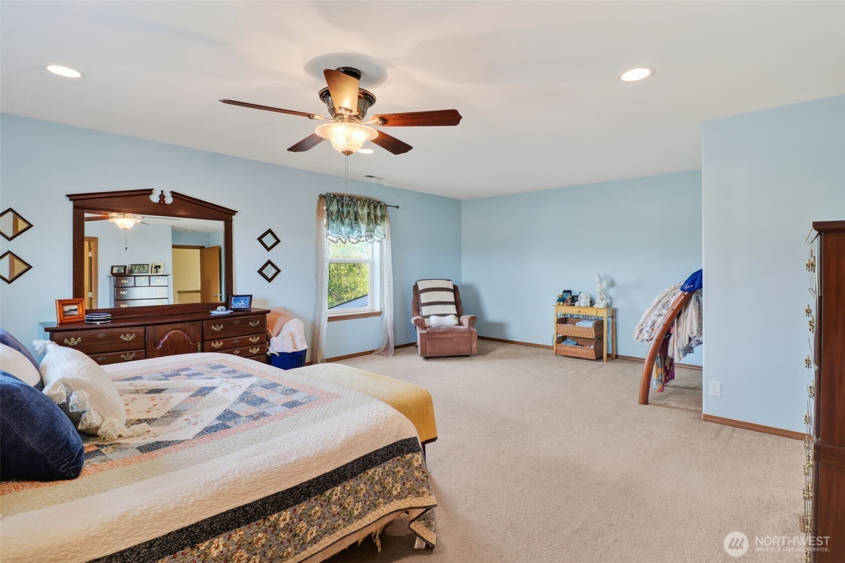308 Easy Street Property Photo 20