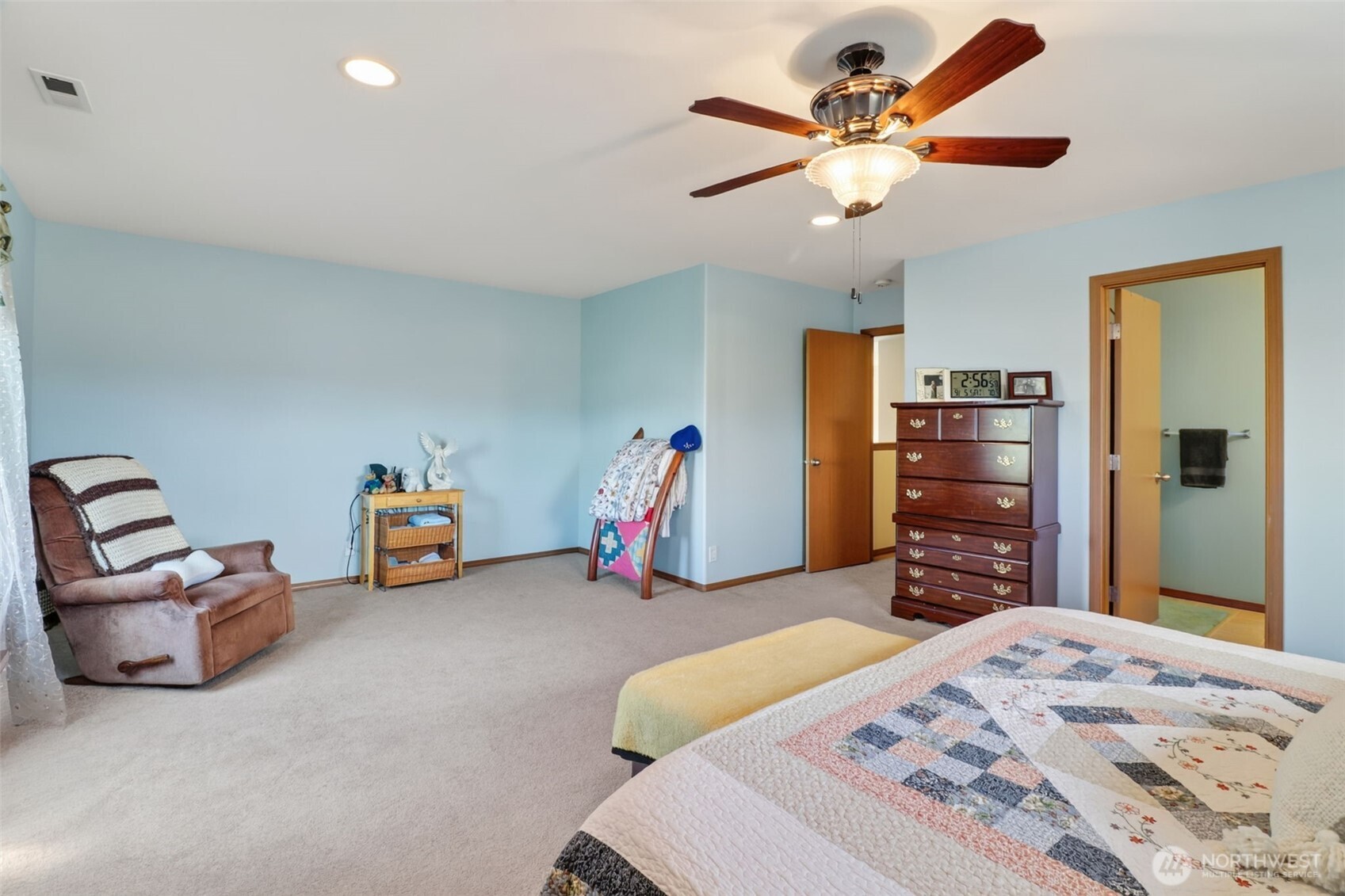 308 Easy Street Property Photo 21