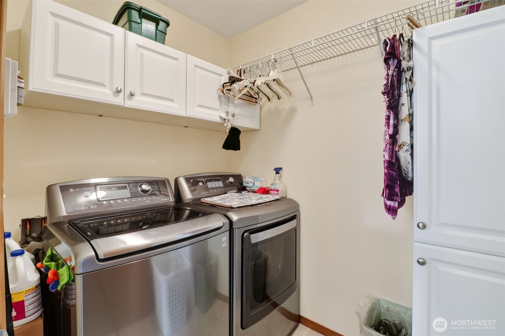 308 Easy Street Property Photo 29